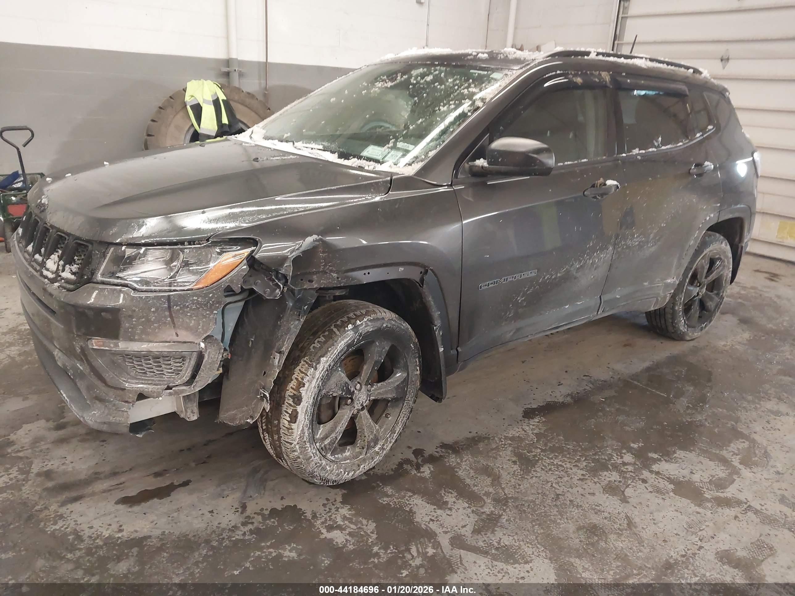 JEEP COMPASS image 2