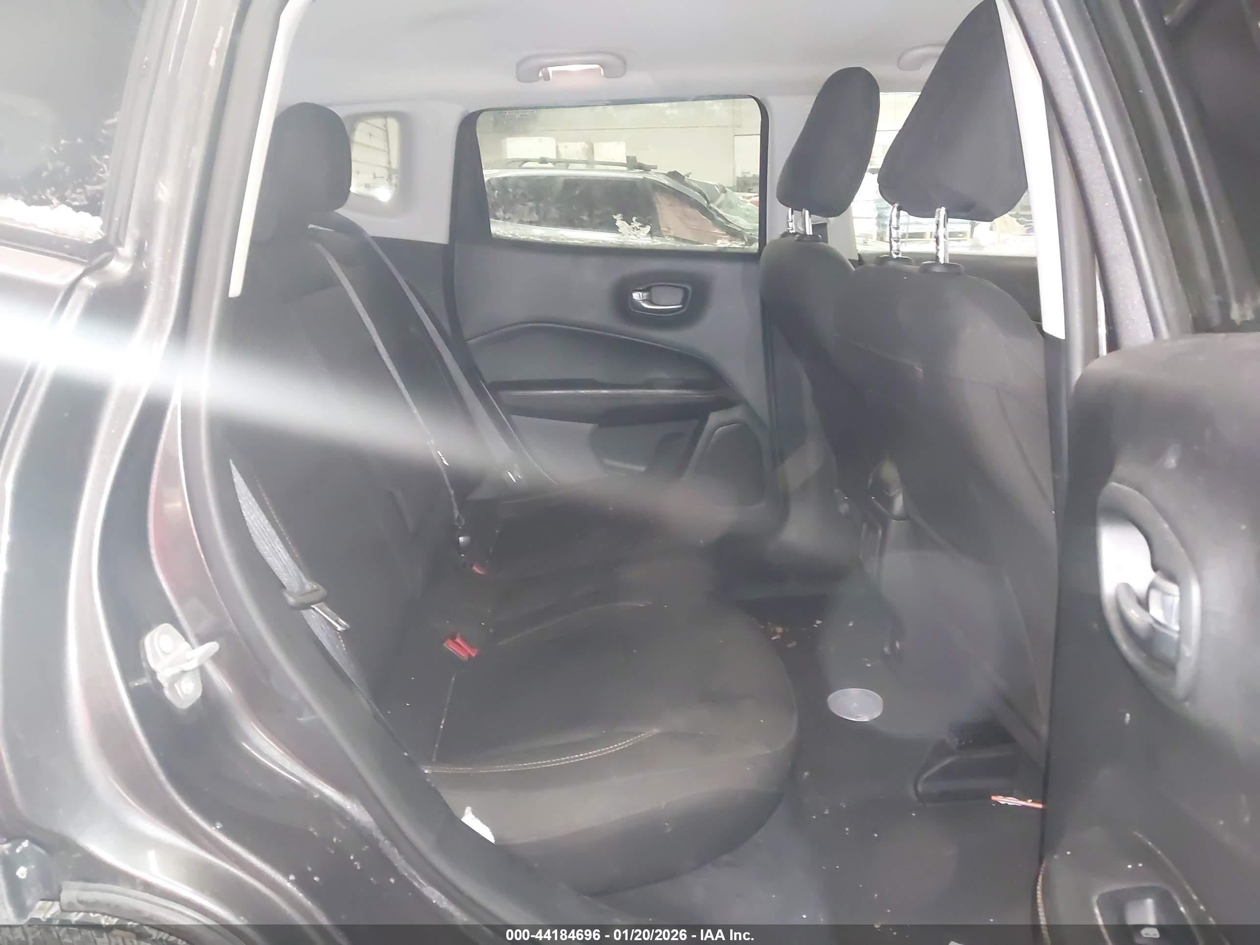 JEEP COMPASS image 8