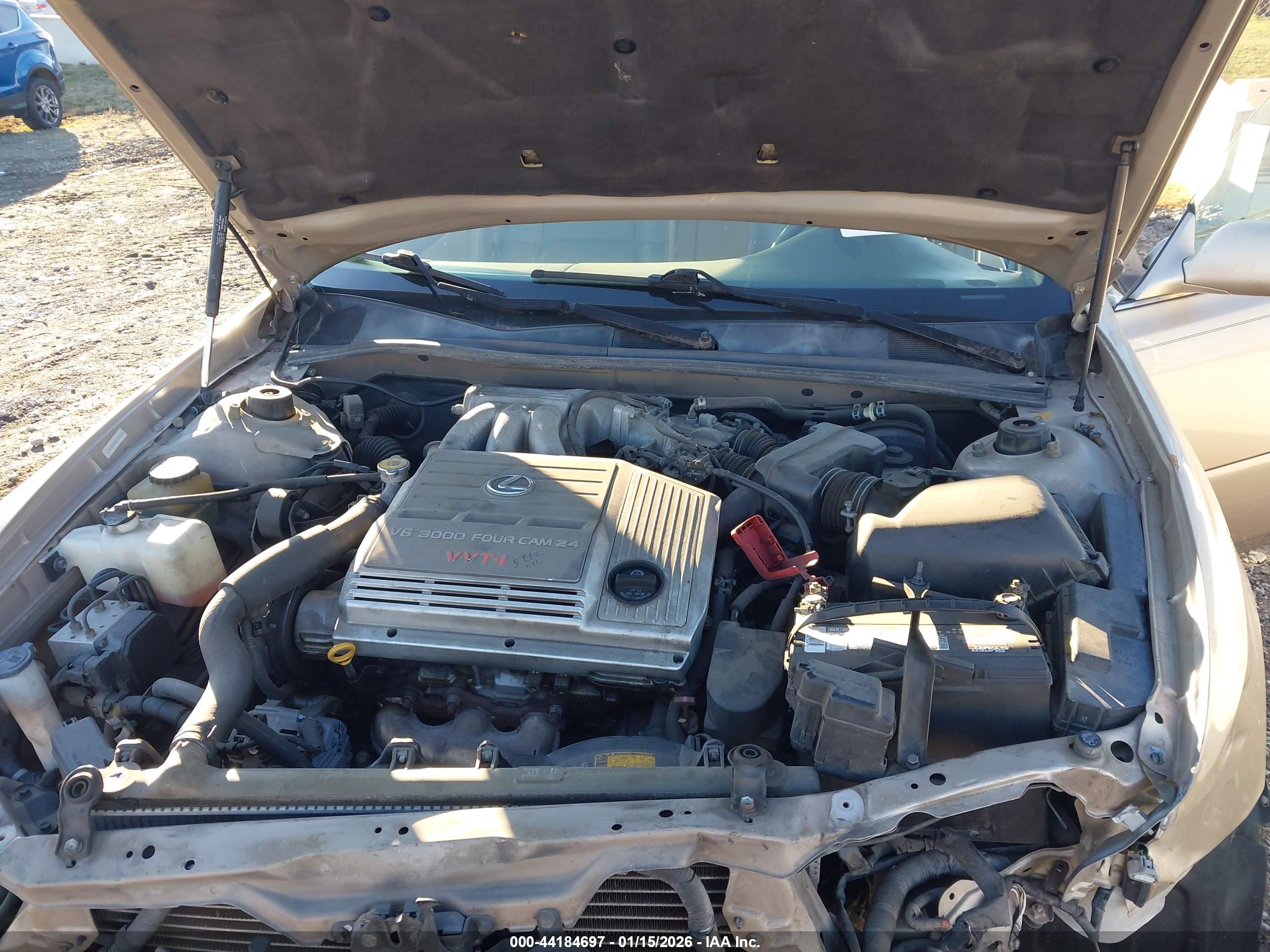 LEXUS ES image 10