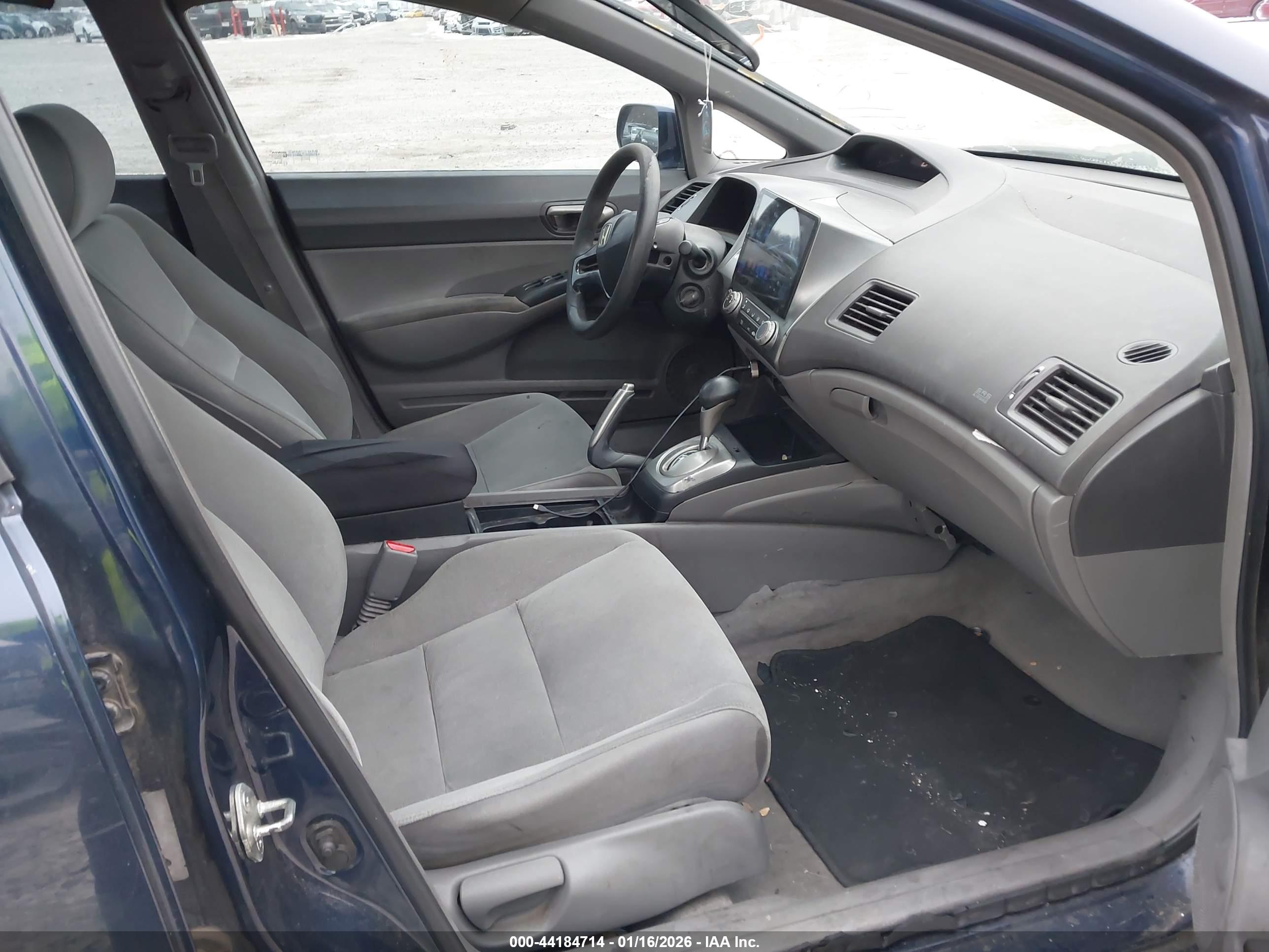 HONDA CIVIC image 5