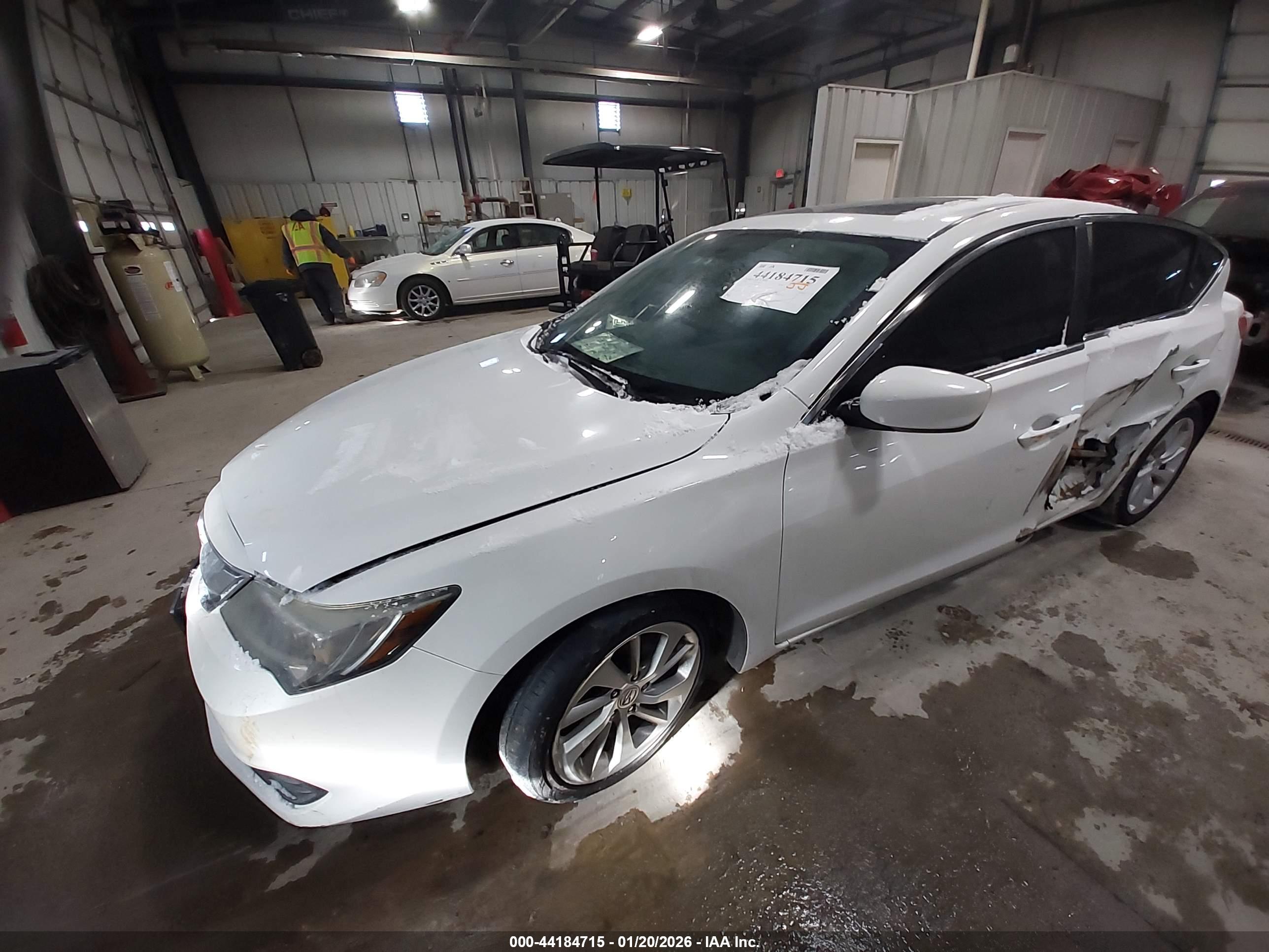 ACURA ILX image 2