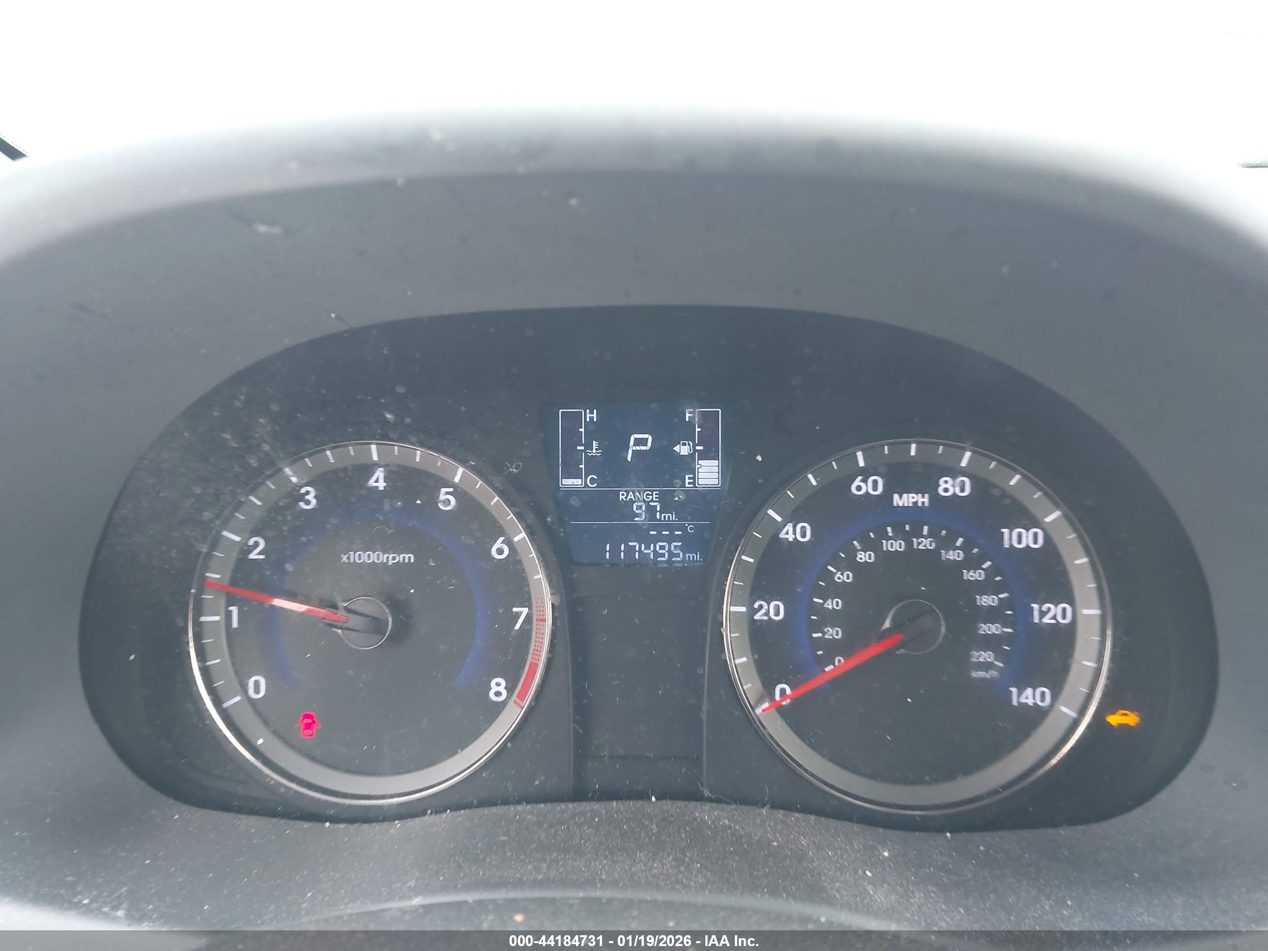 HYUNDAI ACCENT image 7