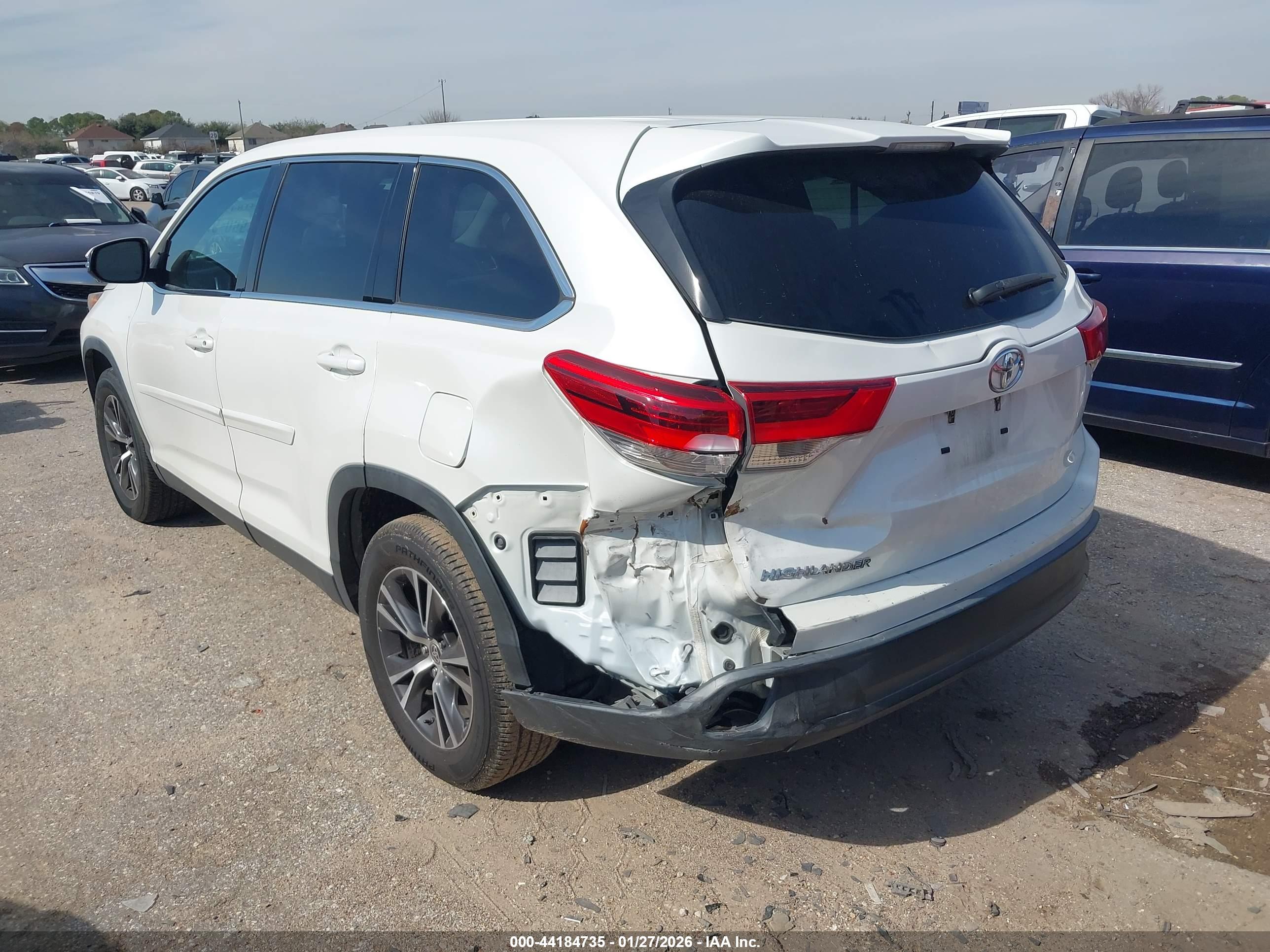 TOYOTA HIGHLANDER image 3