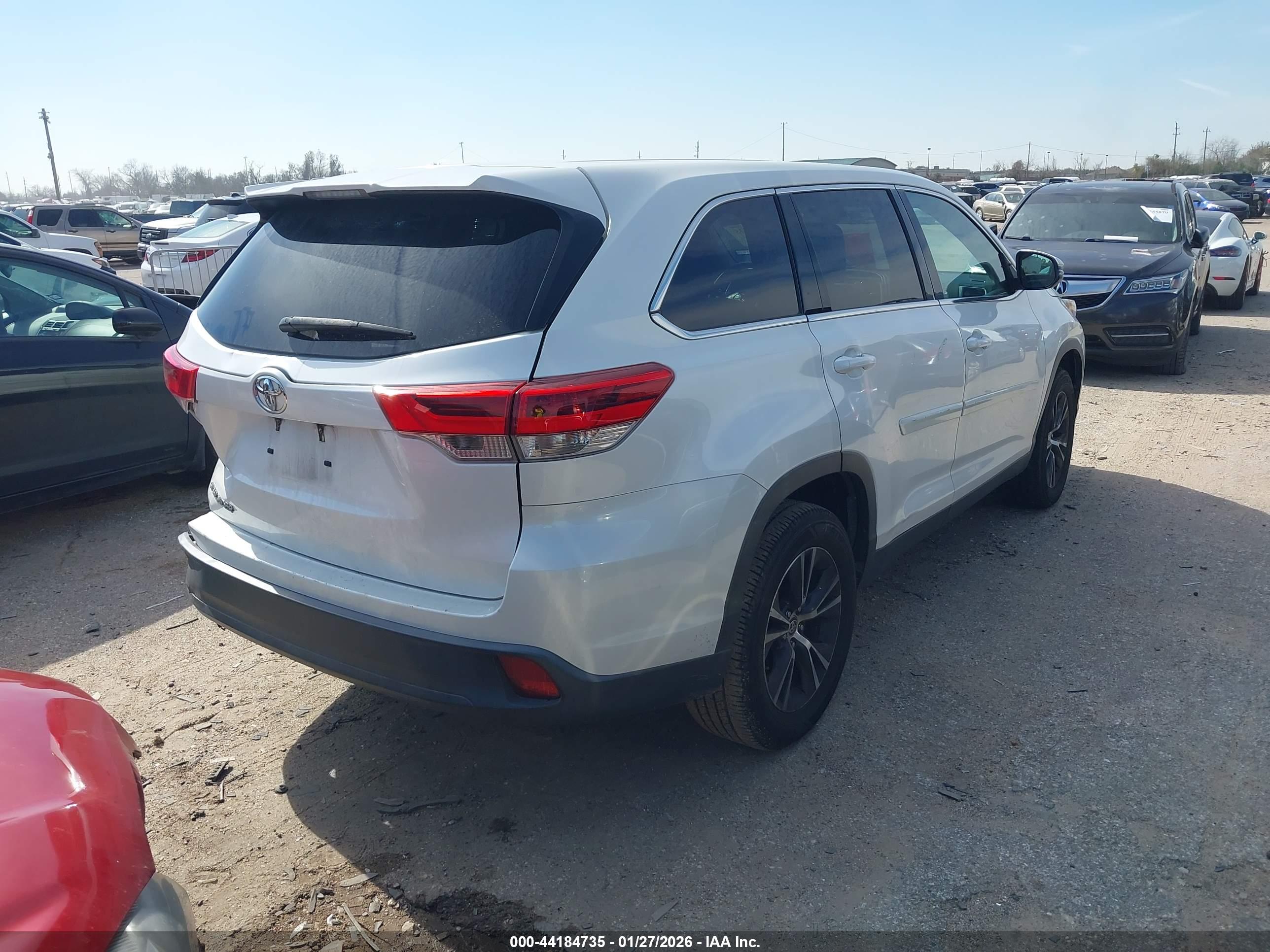 TOYOTA HIGHLANDER image 4