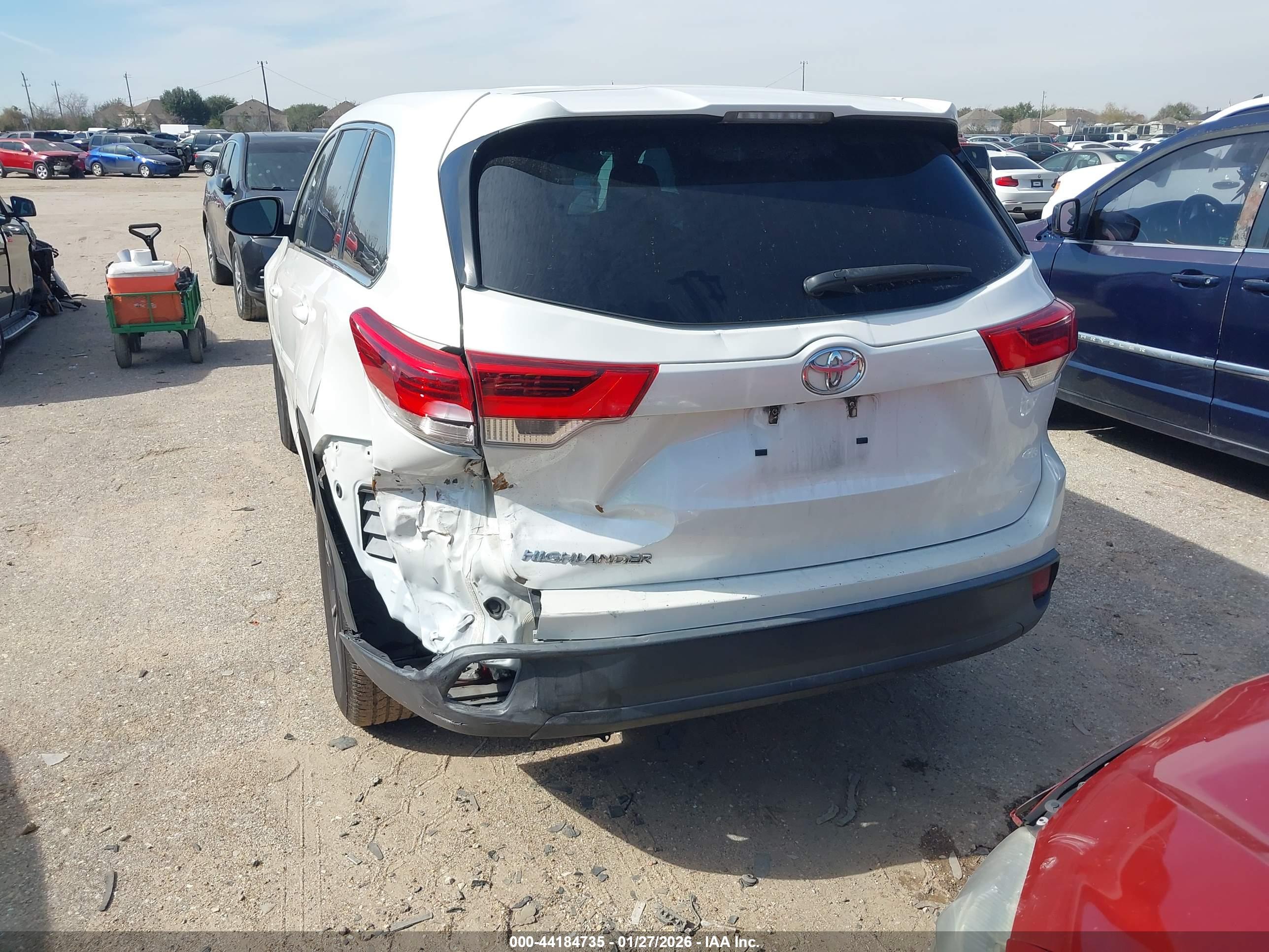 TOYOTA HIGHLANDER image 6