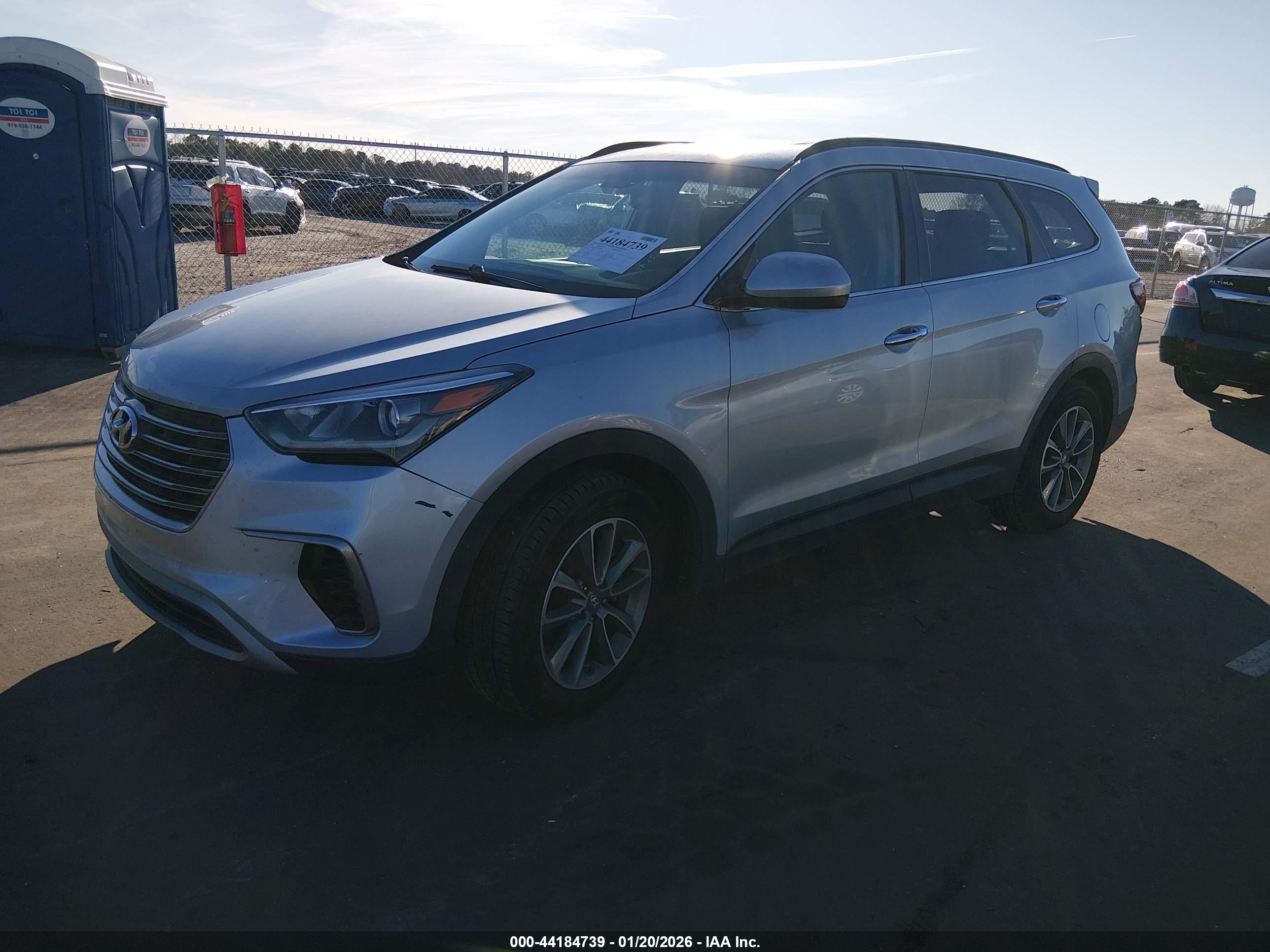 HYUNDAI SANTA image 2