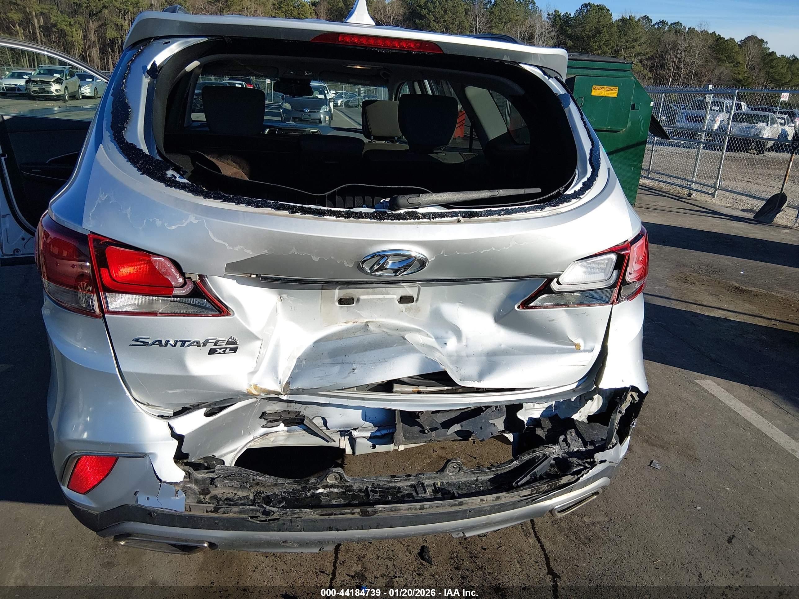 HYUNDAI SANTA image 6