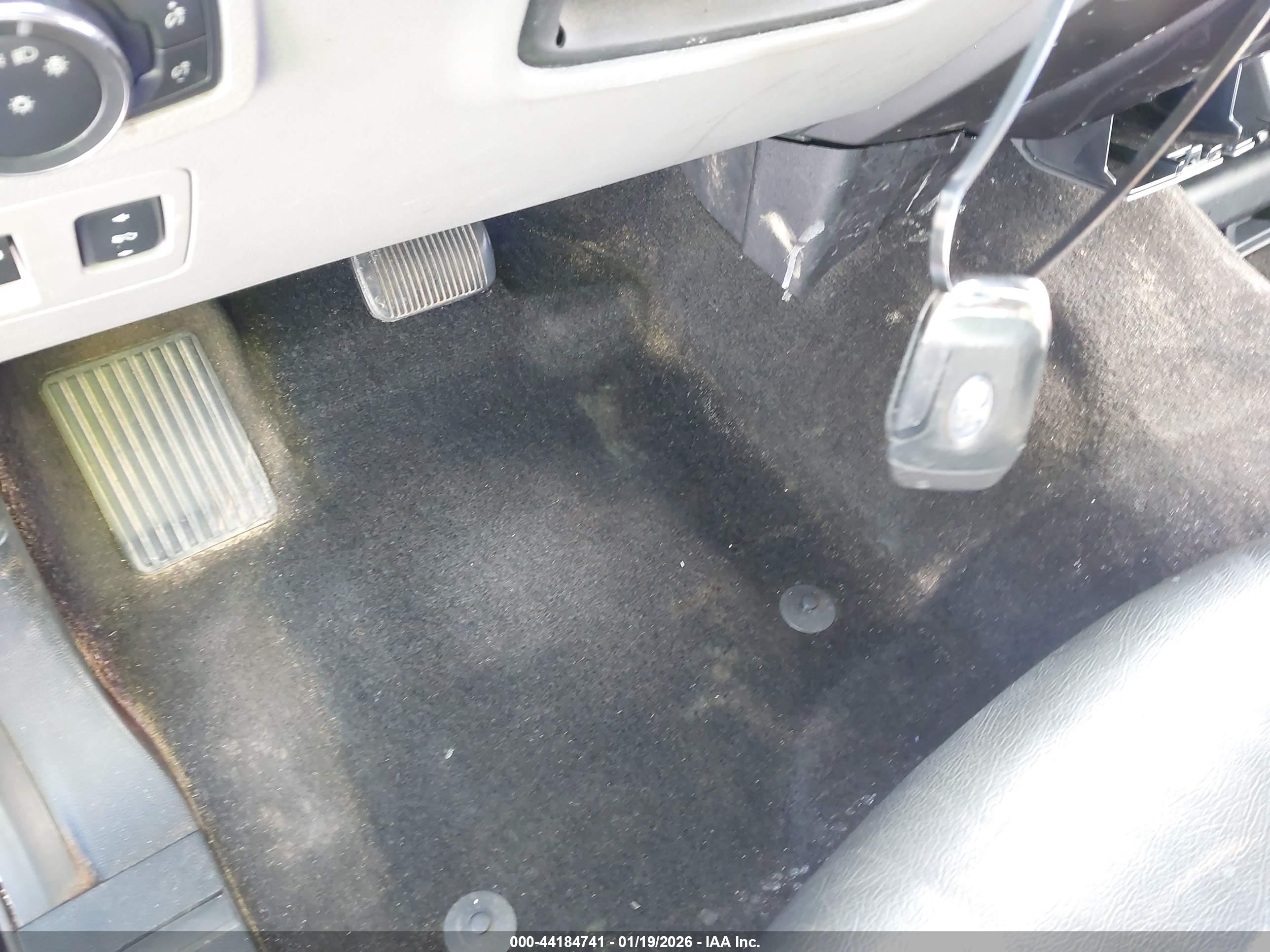 FORD F-150 image 11