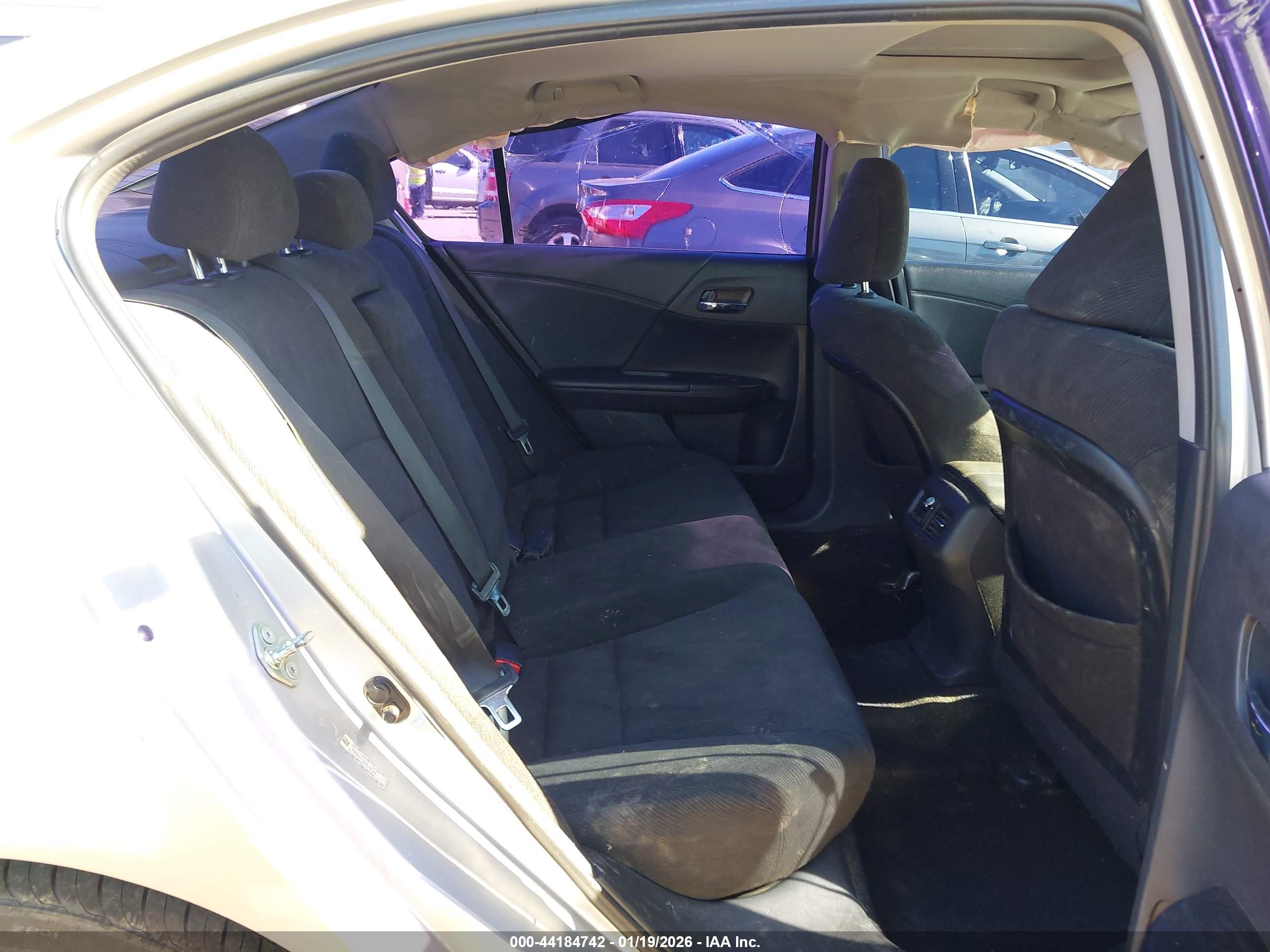 HONDA ACCORD image 8