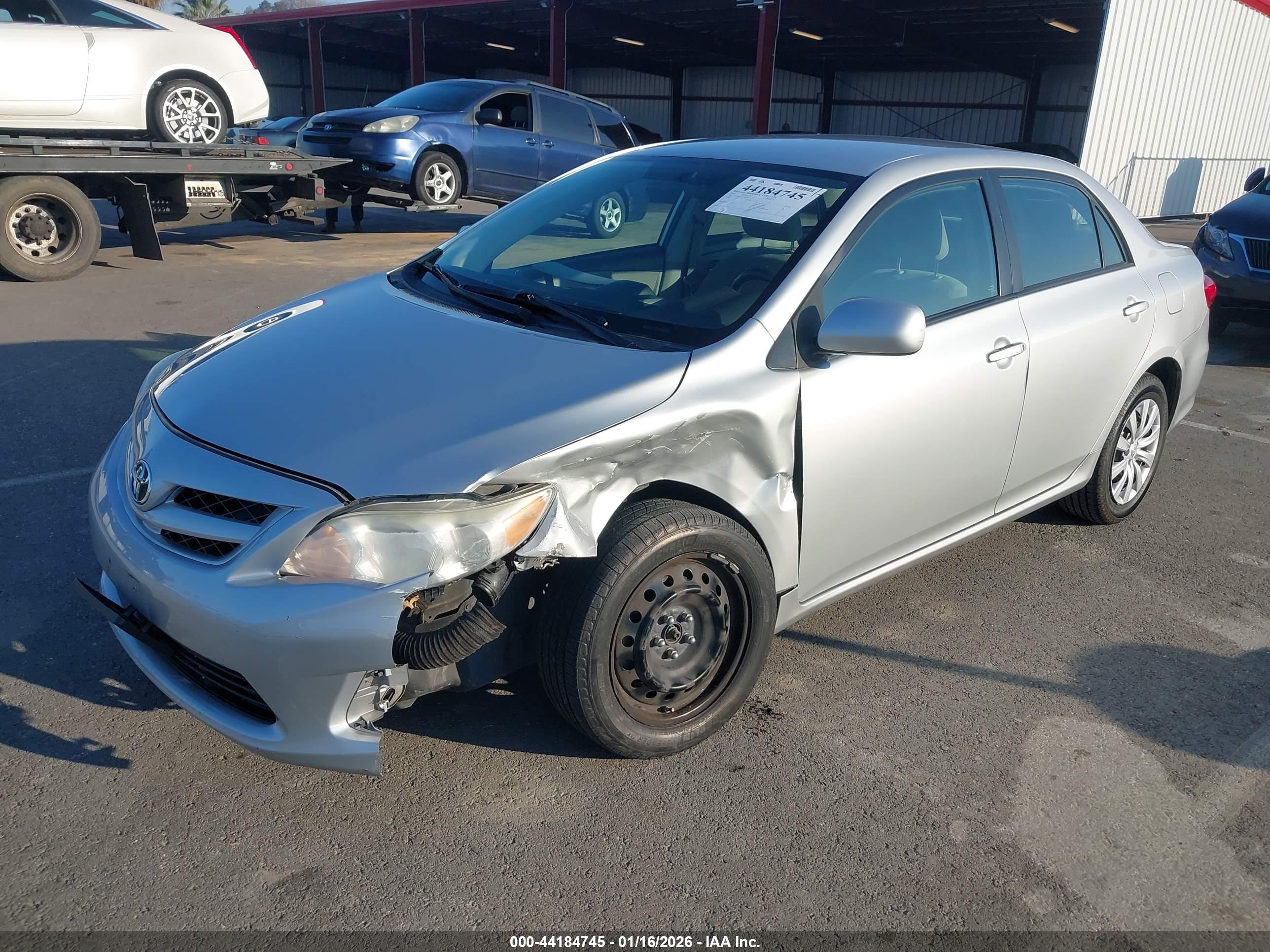 TOYOTA COROLLA image 2