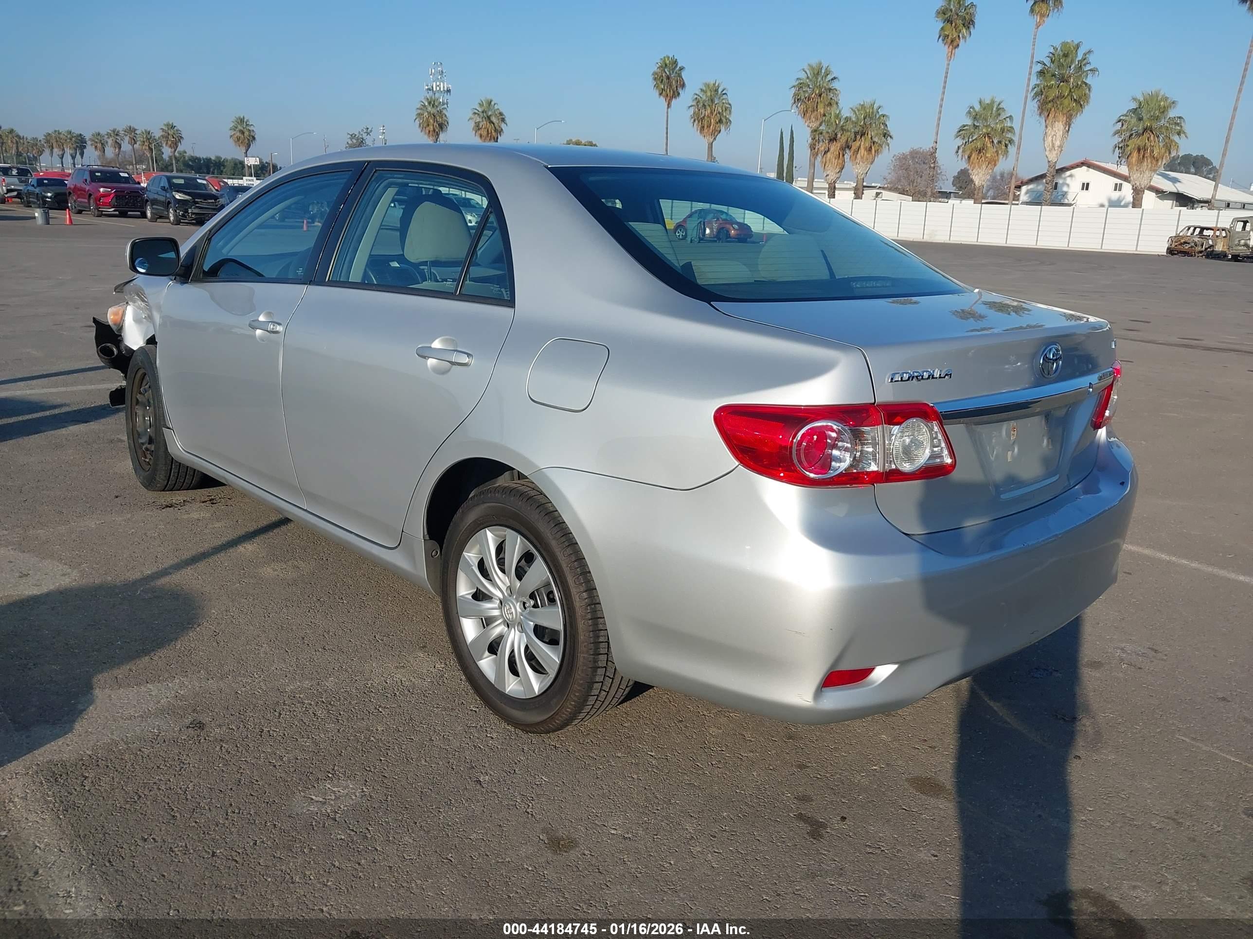 TOYOTA COROLLA image 3