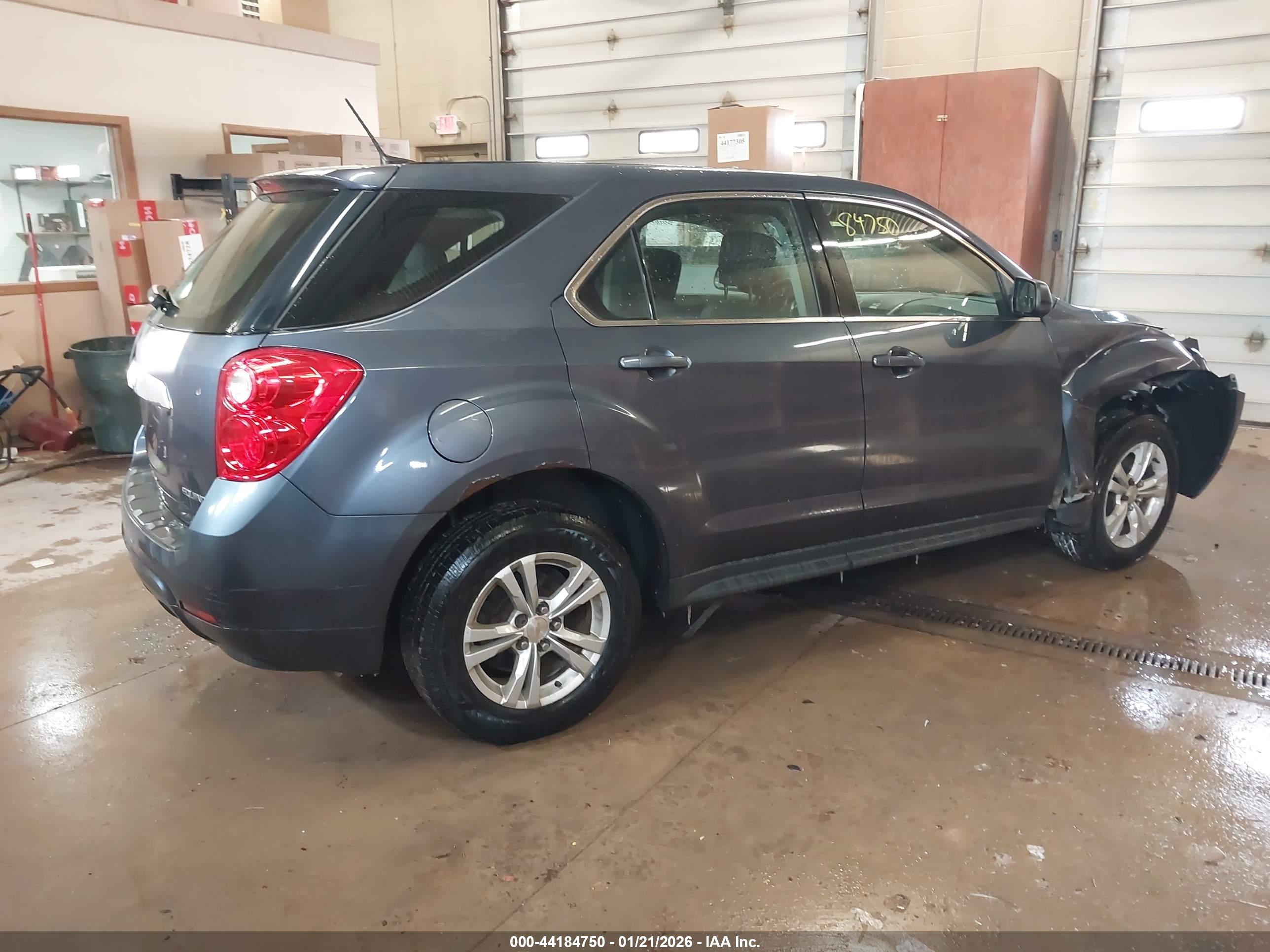 CHEVROLET EQUINOX image 4
