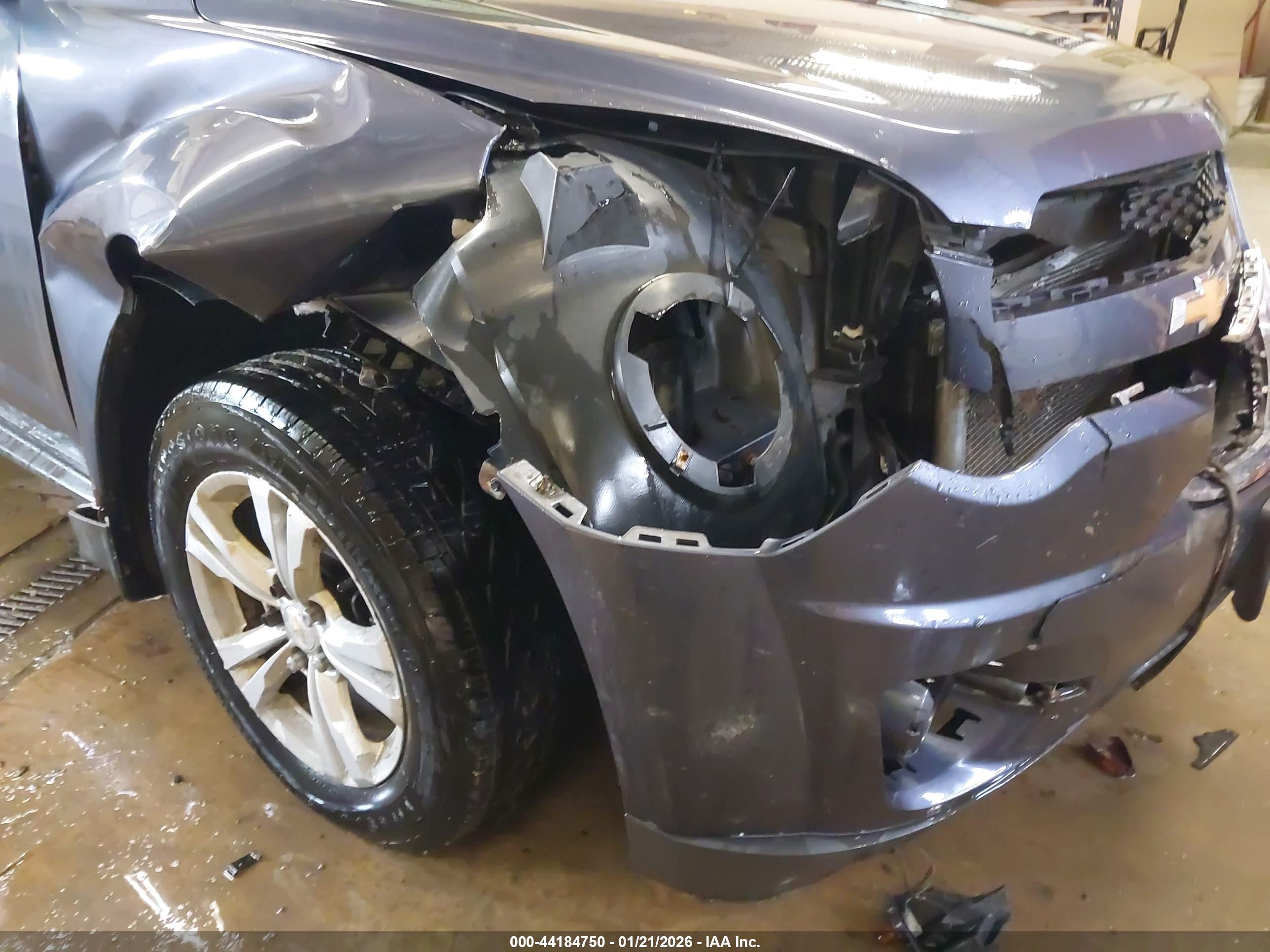 CHEVROLET EQUINOX image 6