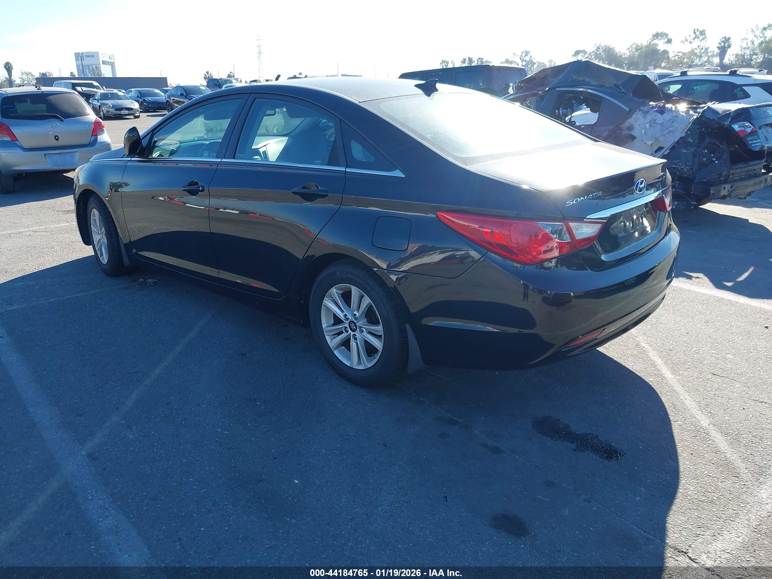 HYUNDAI SONATA image 3