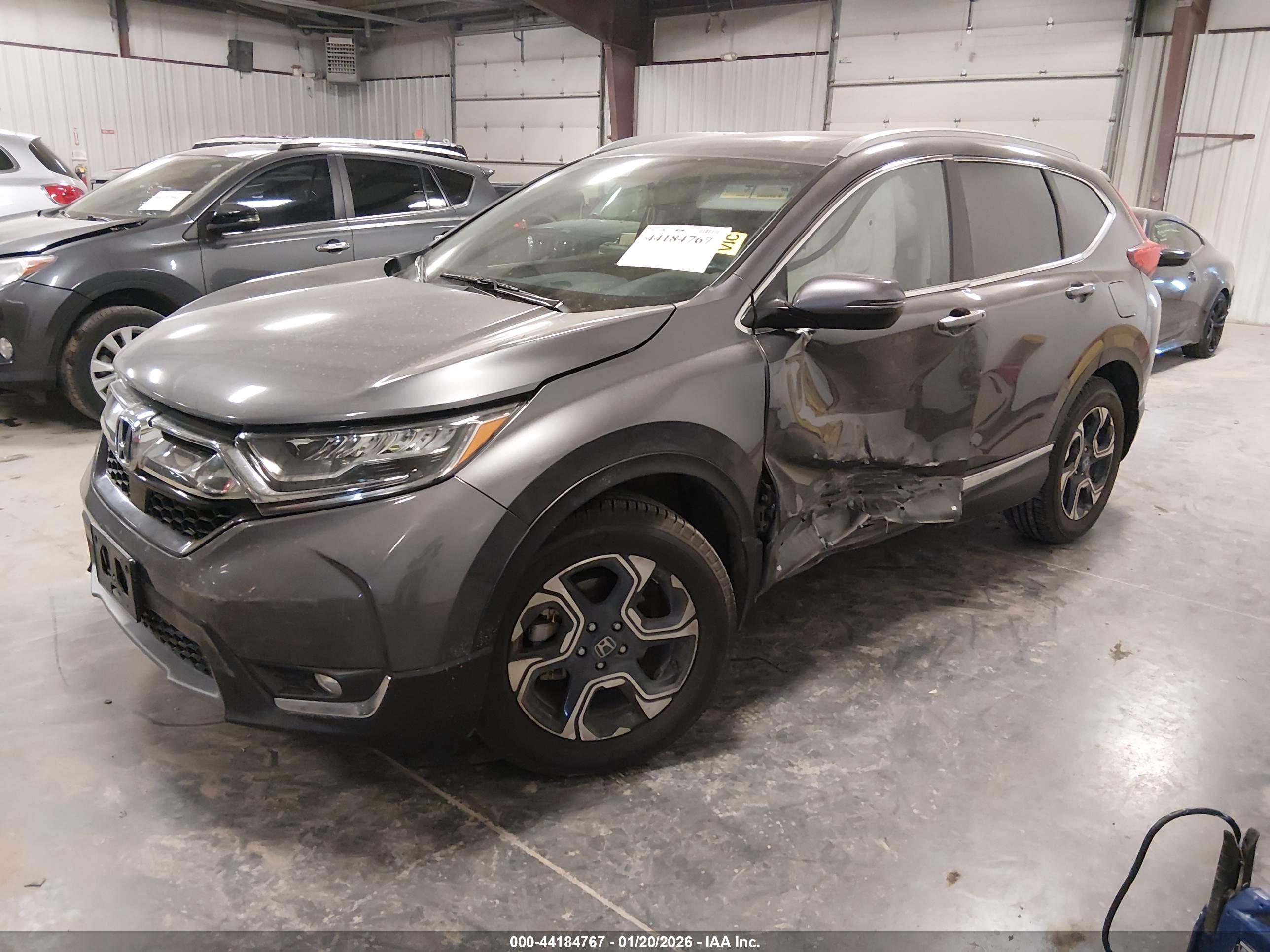 HONDA CR-V image 2