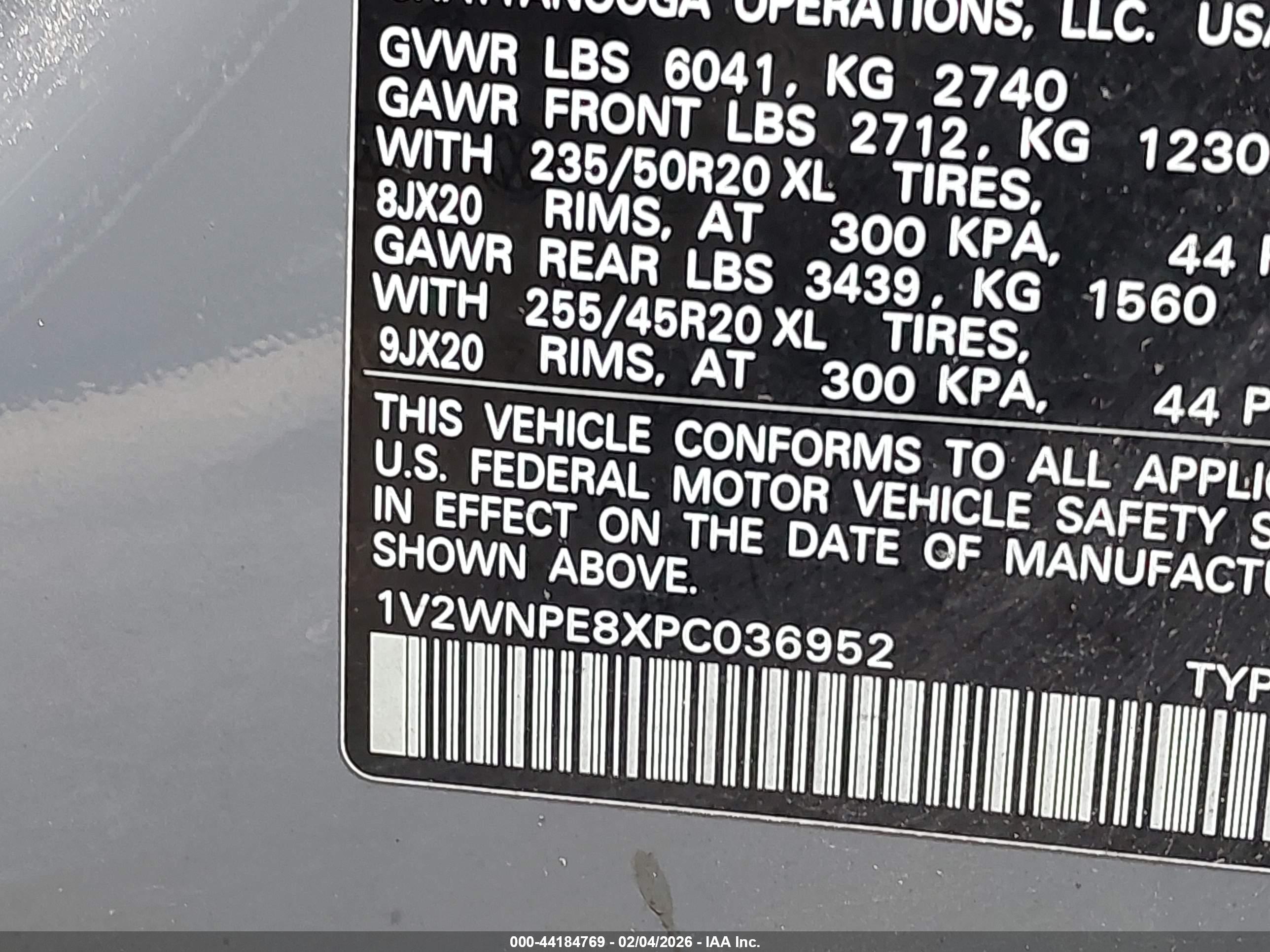 VOLKSWAGEN ID.4 image 9