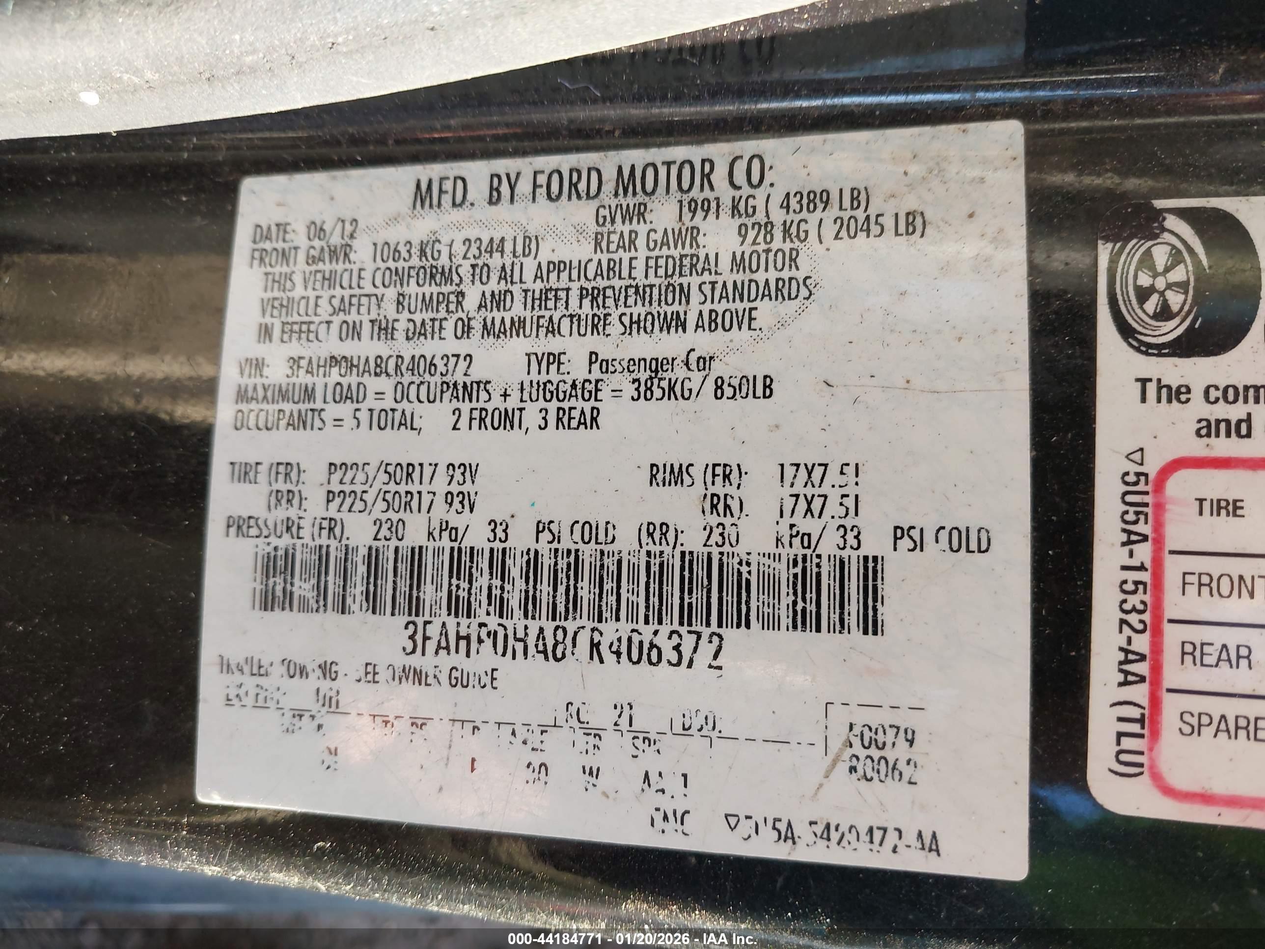 FORD FUSION image 9