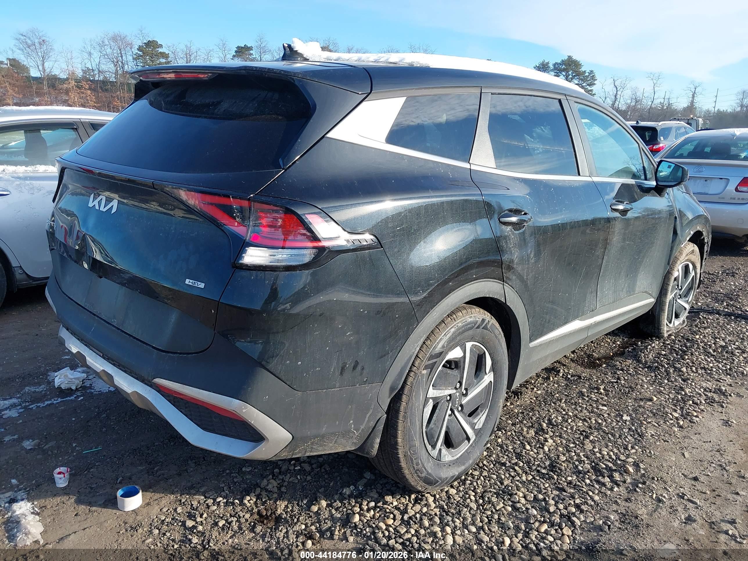 KIA SPORTAGE image 4
