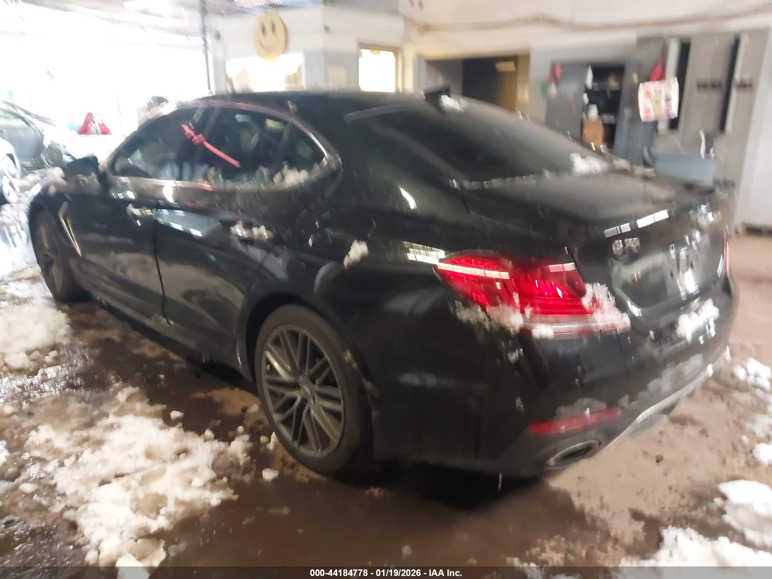 GENESIS G70 image 3