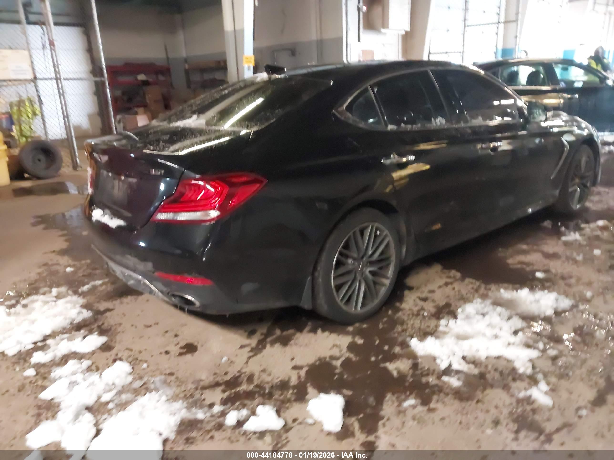 GENESIS G70 image 4