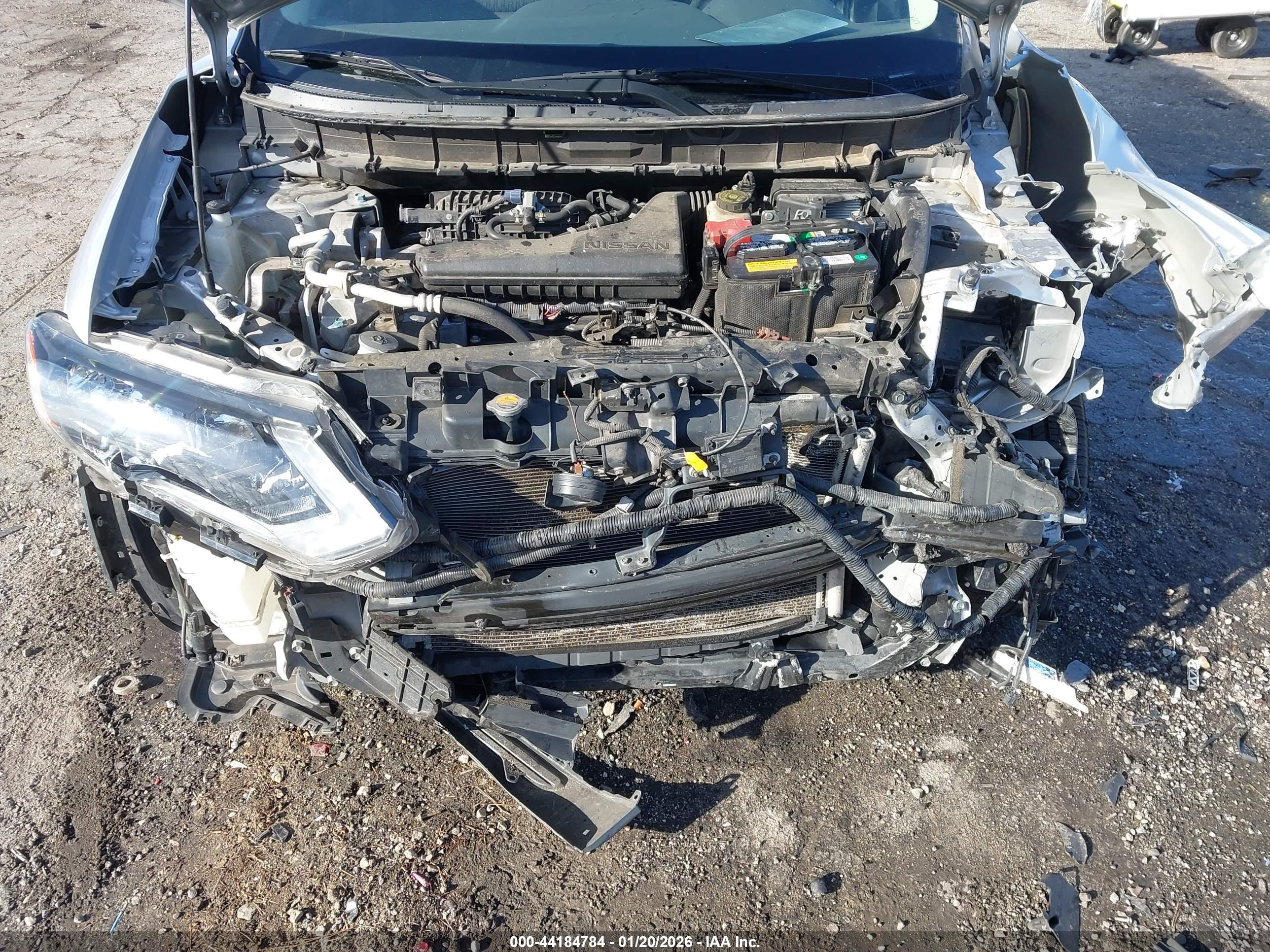 NISSAN ROGUE image 10