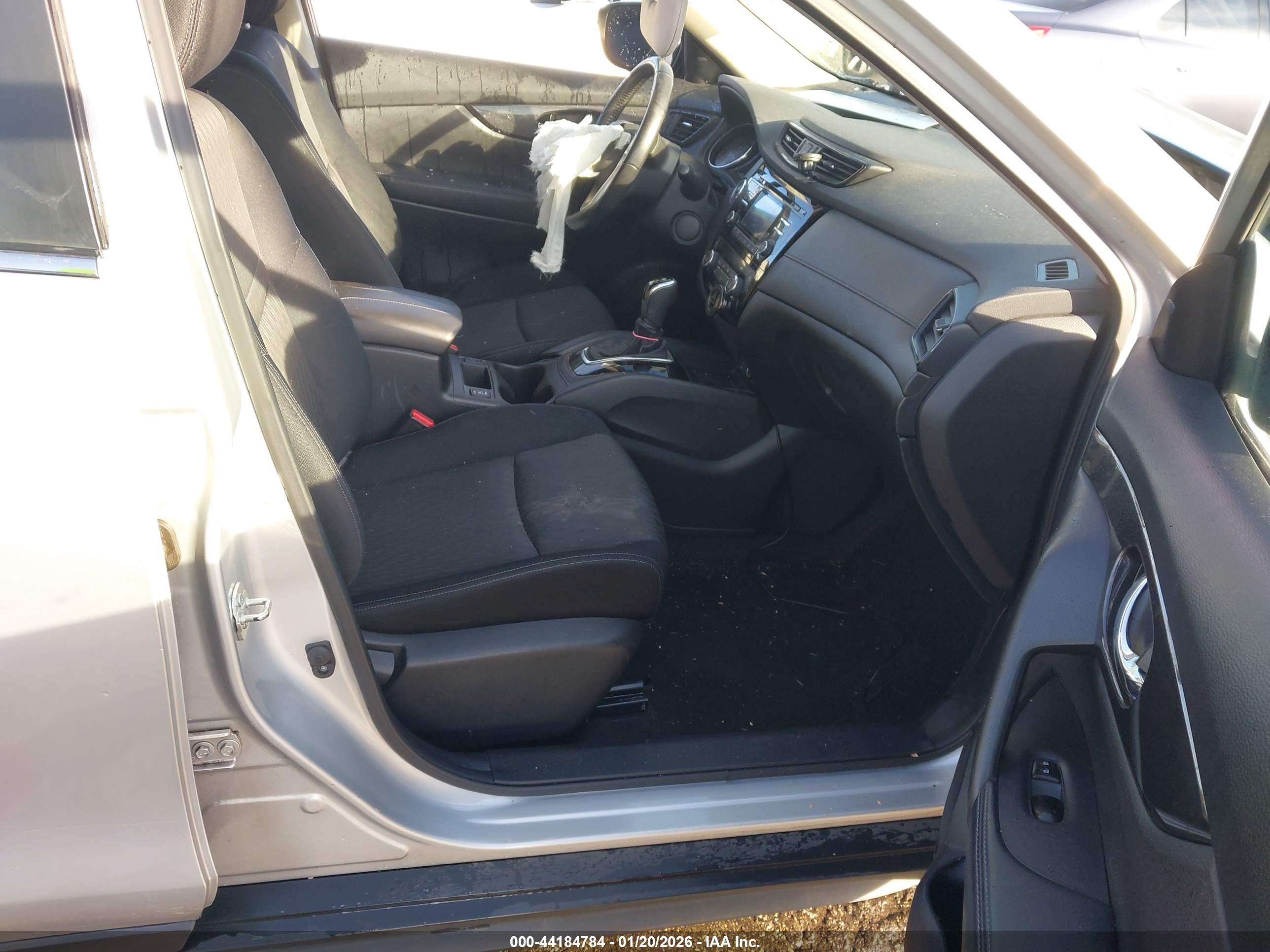 NISSAN ROGUE image 5