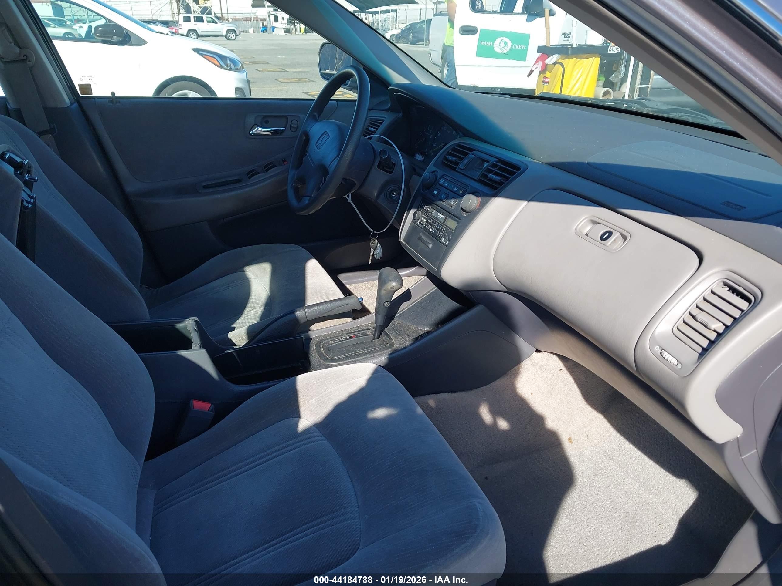 HONDA ACCORD image 5
