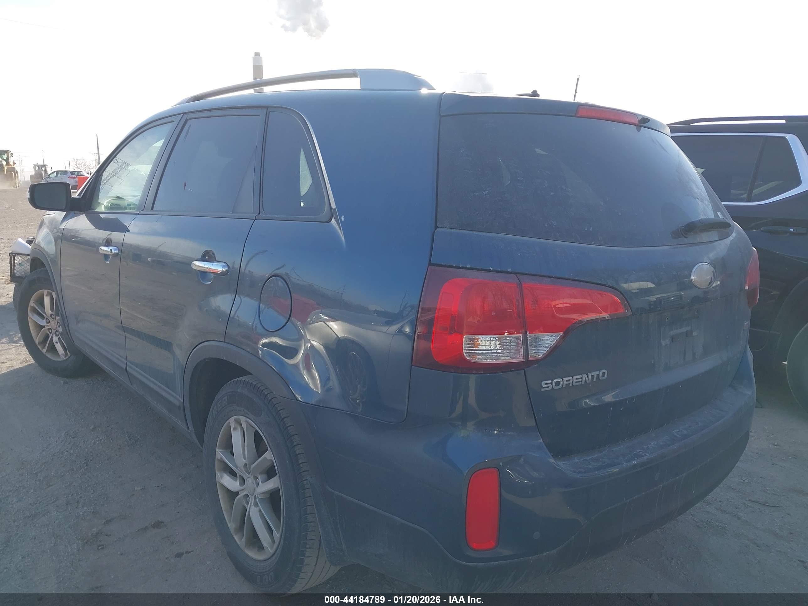 KIA SORENTO image 6