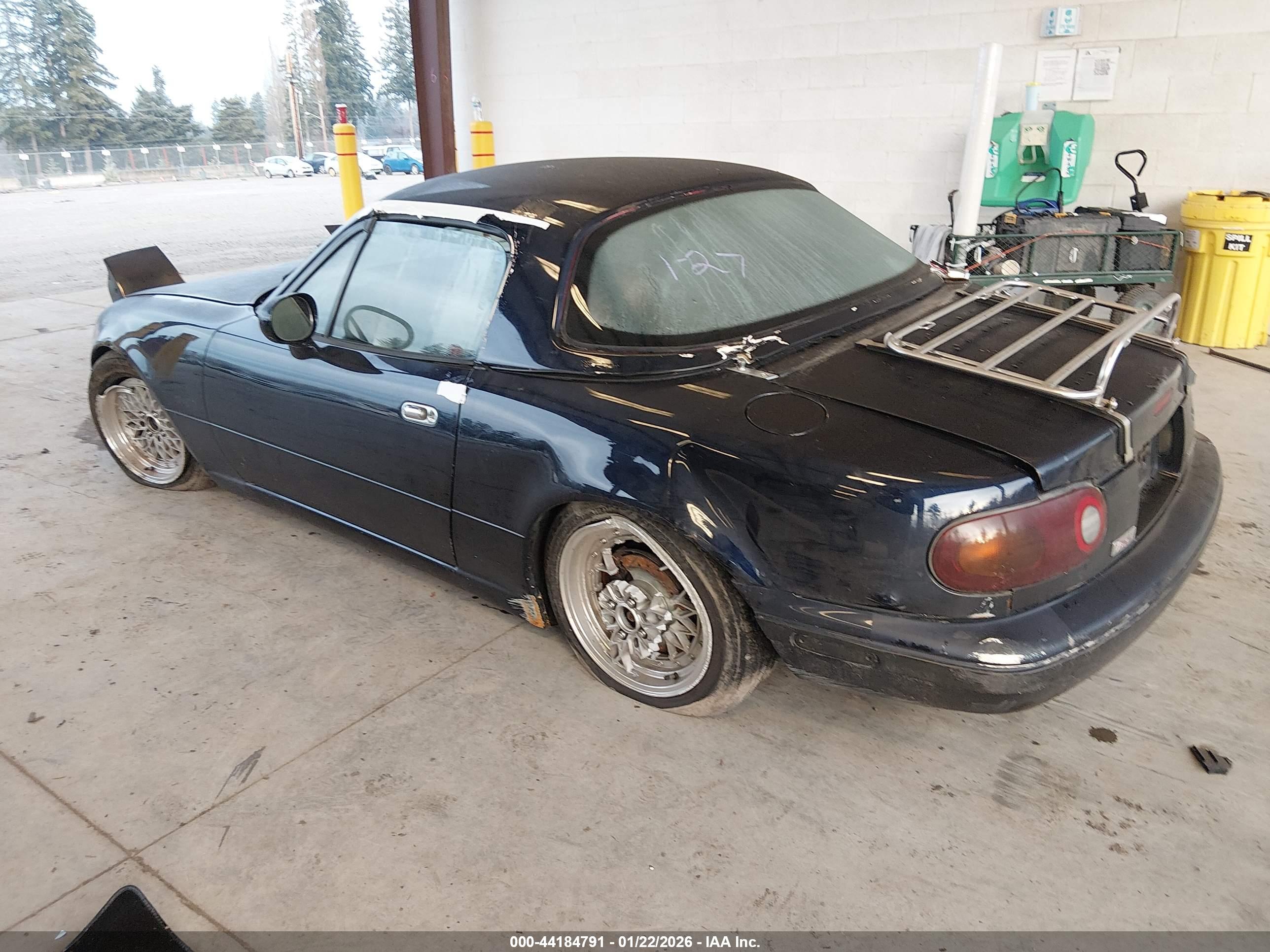 MAZDA MX-5 image 3