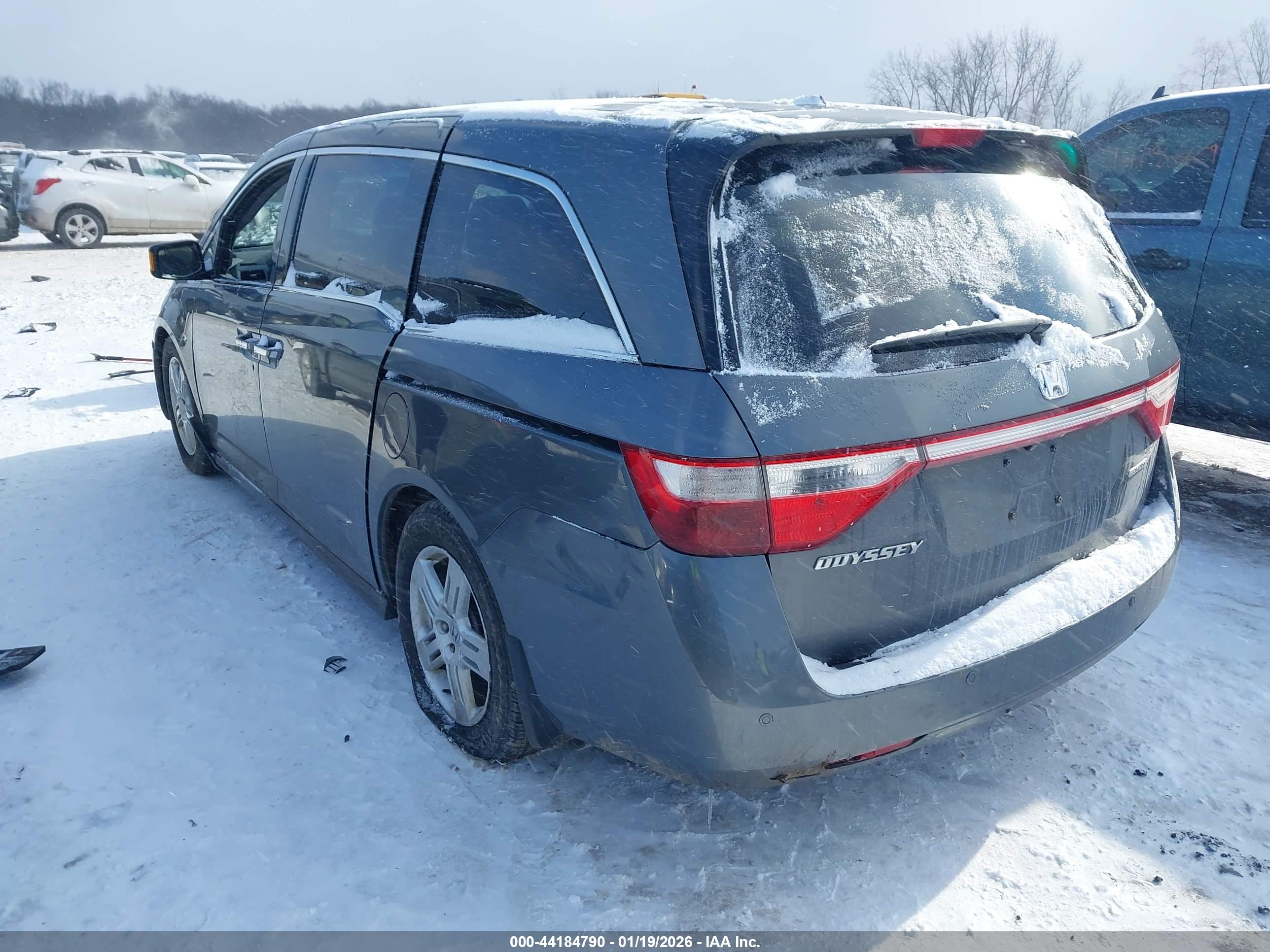 HONDA ODYSSEY image 3