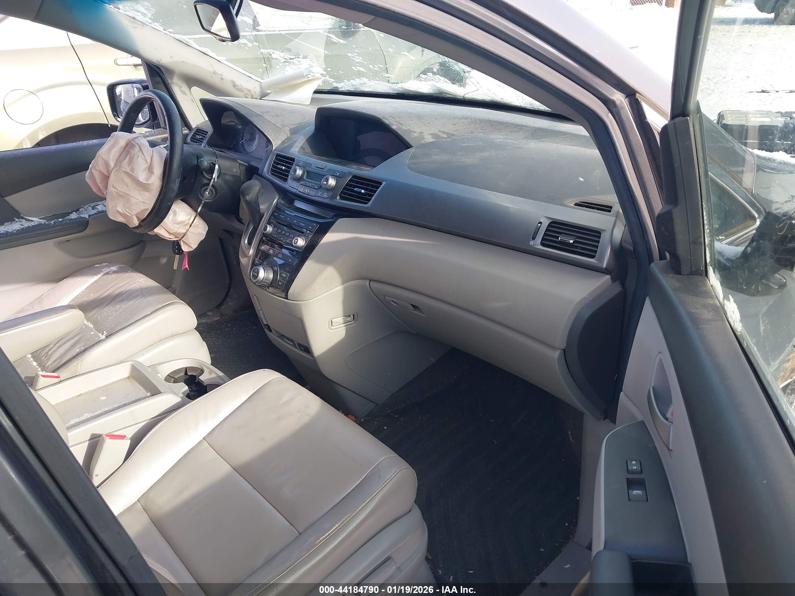 HONDA ODYSSEY image 5