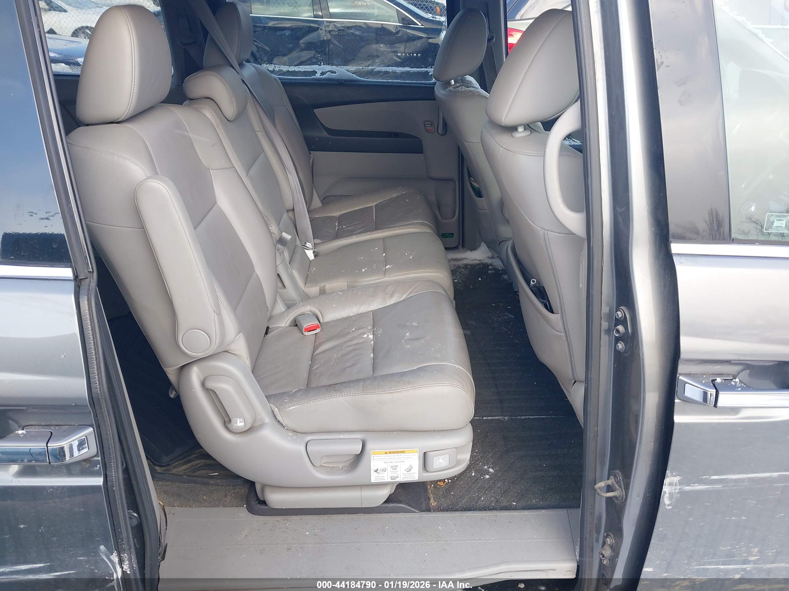 HONDA ODYSSEY image 8