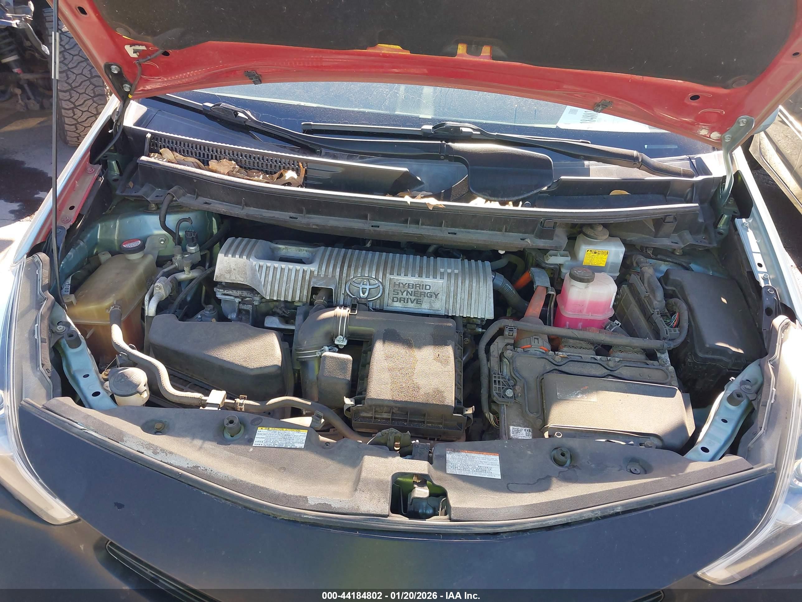 TOYOTA PRIUS image 10