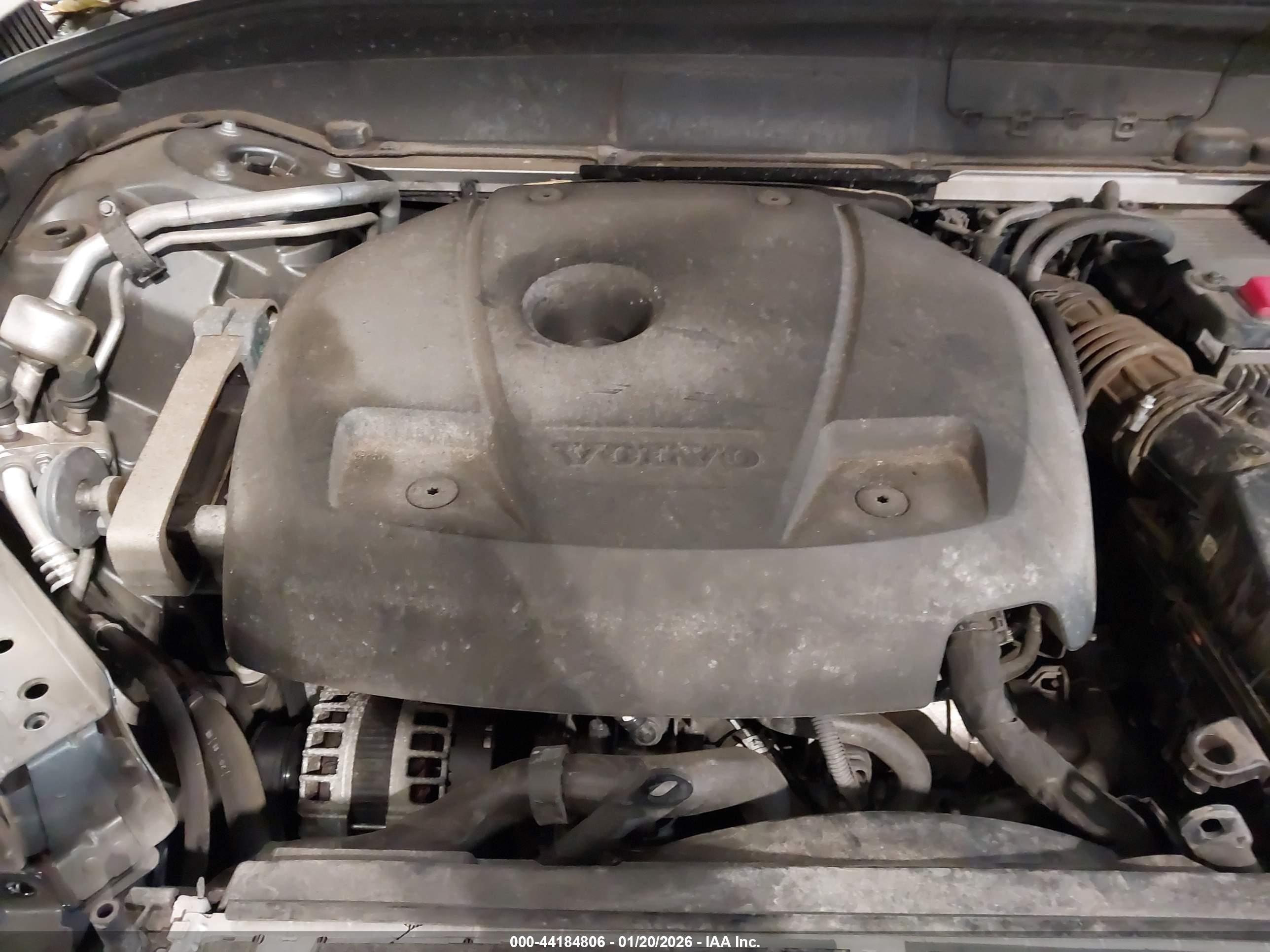 VOLVO XC60 image 10
