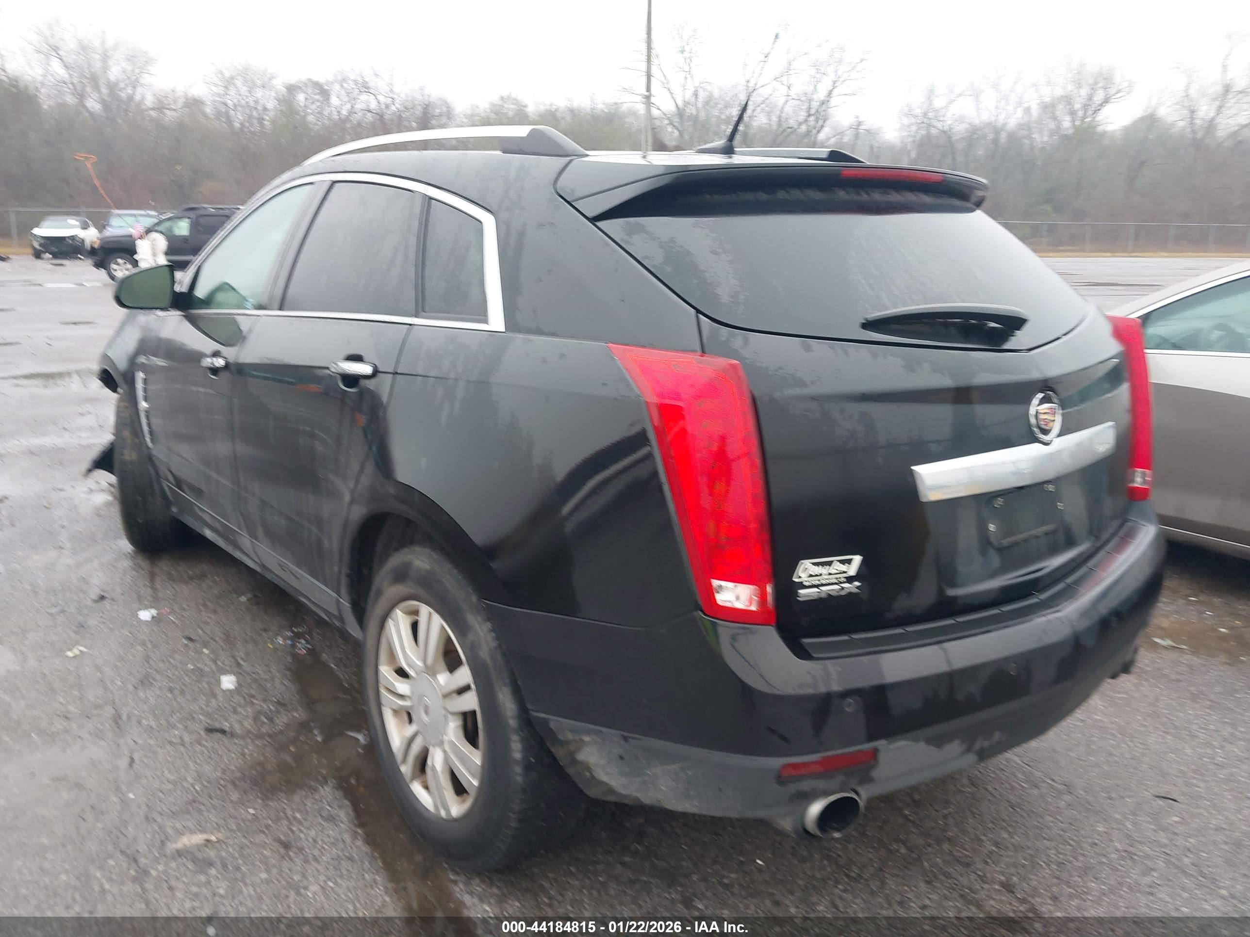 CADILLAC SRX image 3