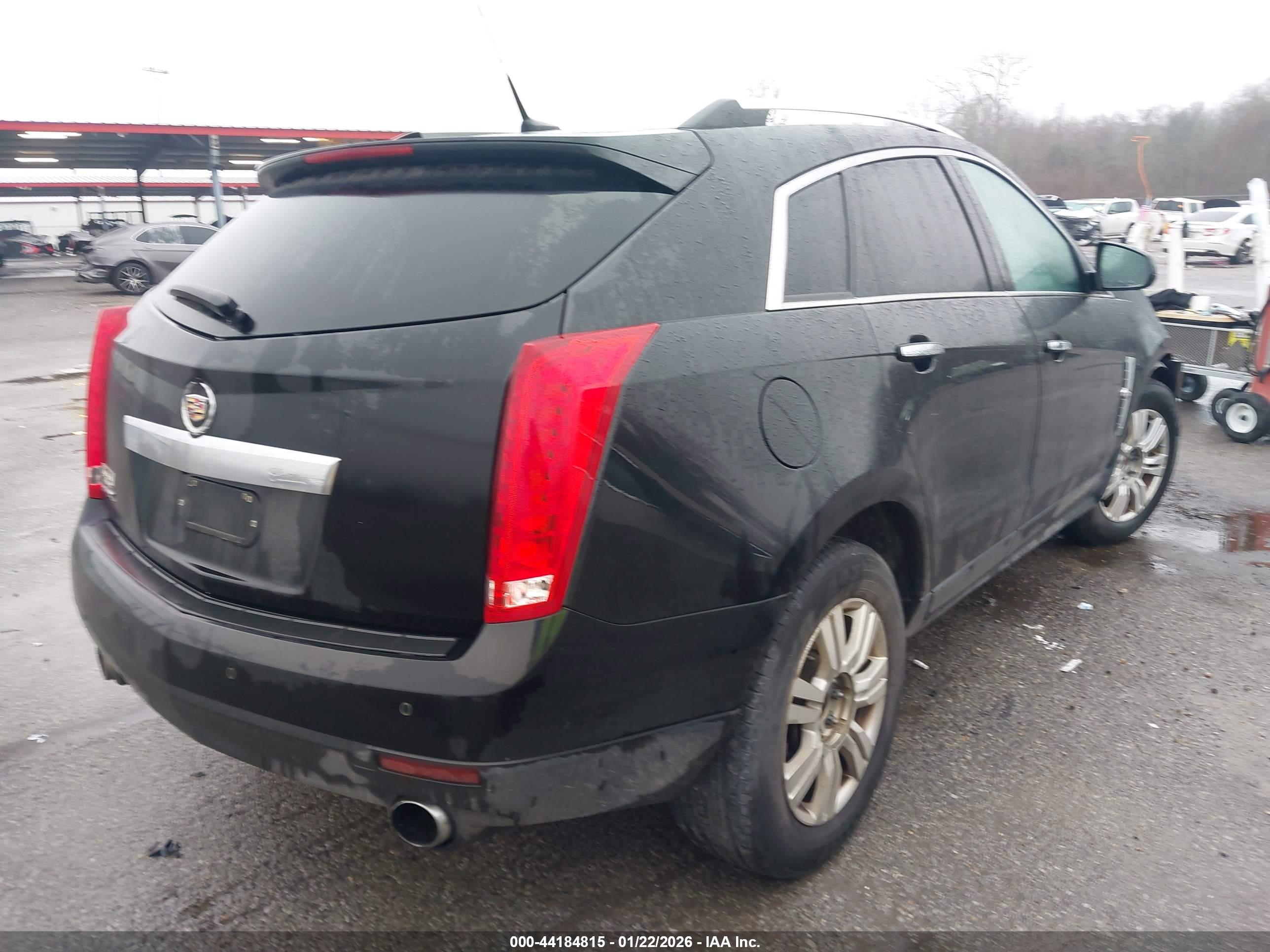 CADILLAC SRX image 4