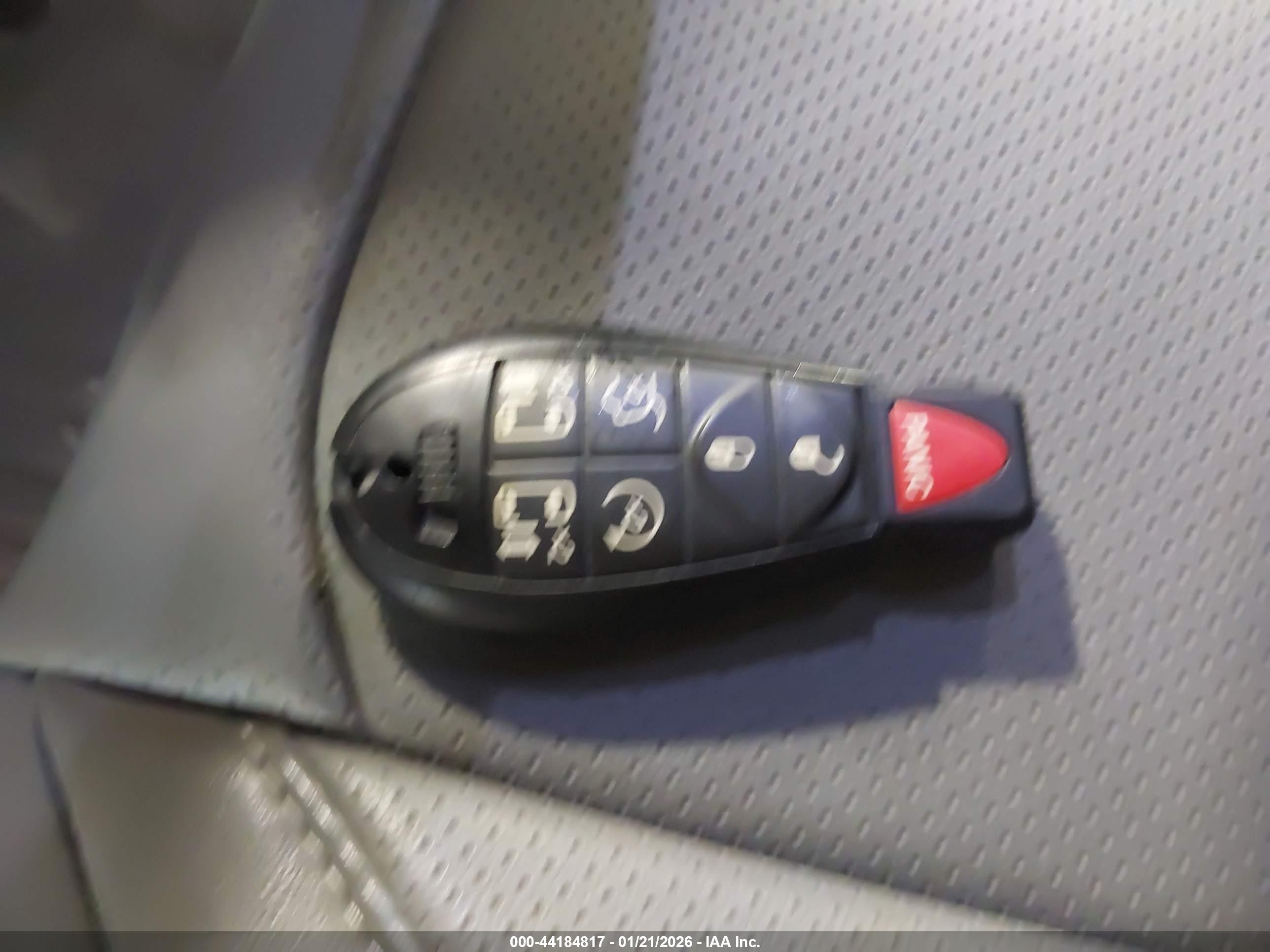 CHRYSLER TOWN image 11