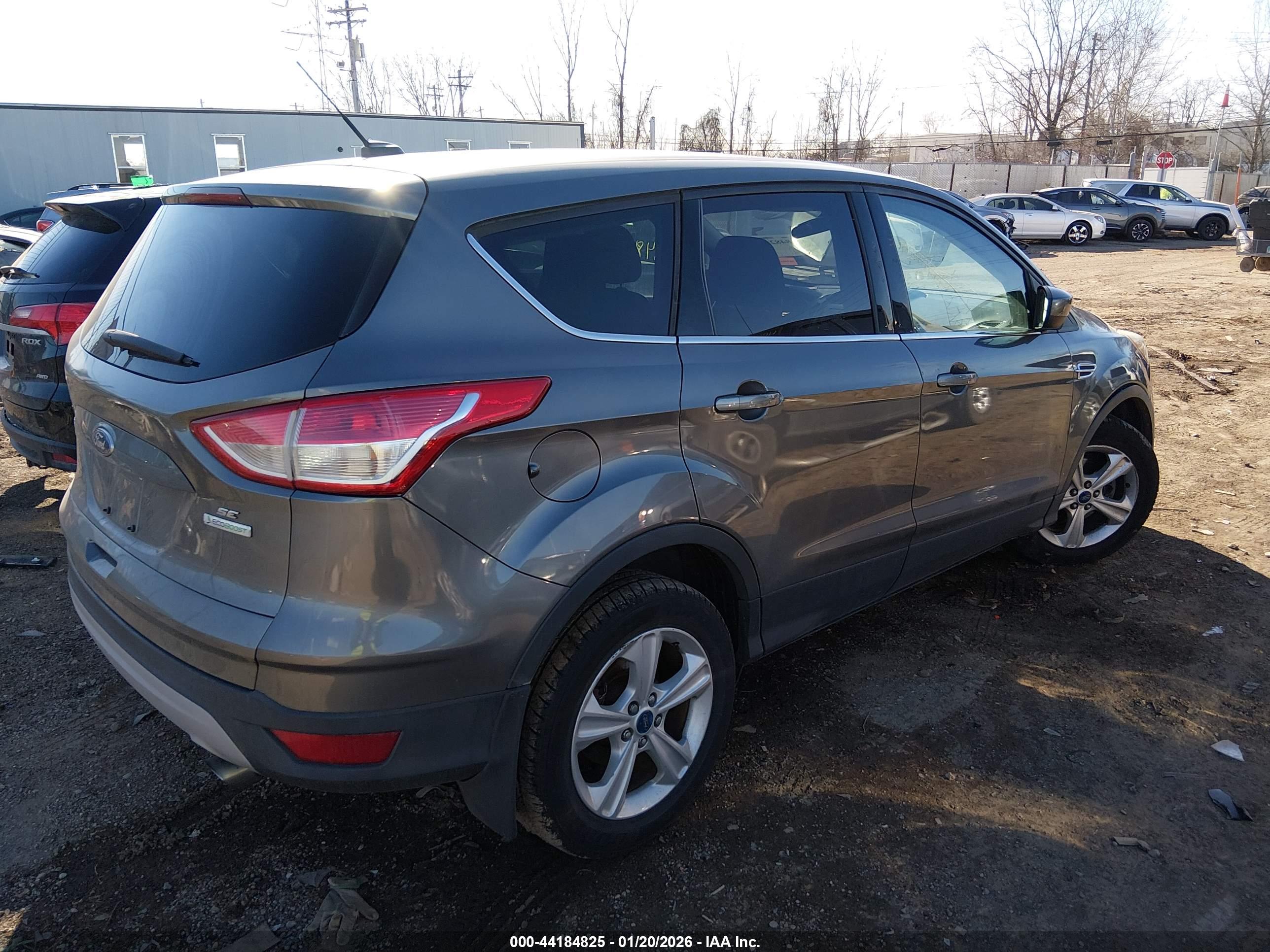 FORD ESCAPE image 4