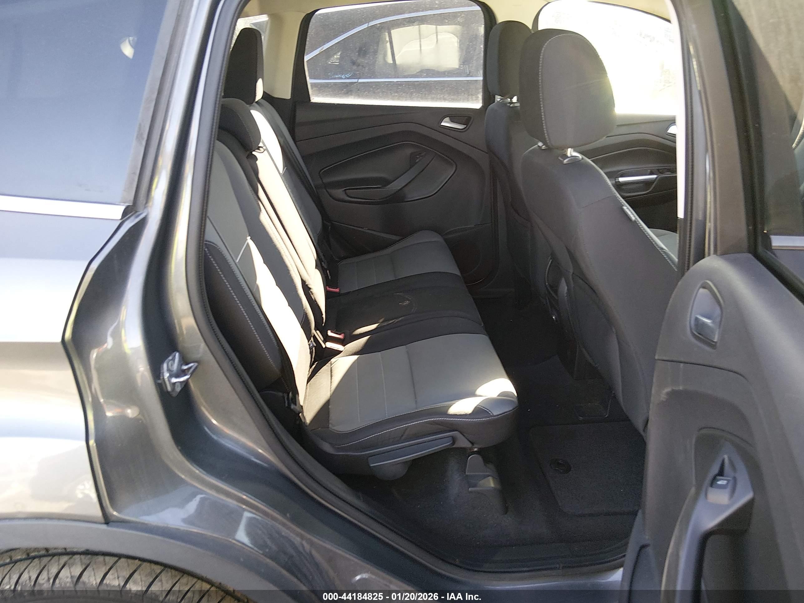FORD ESCAPE image 8