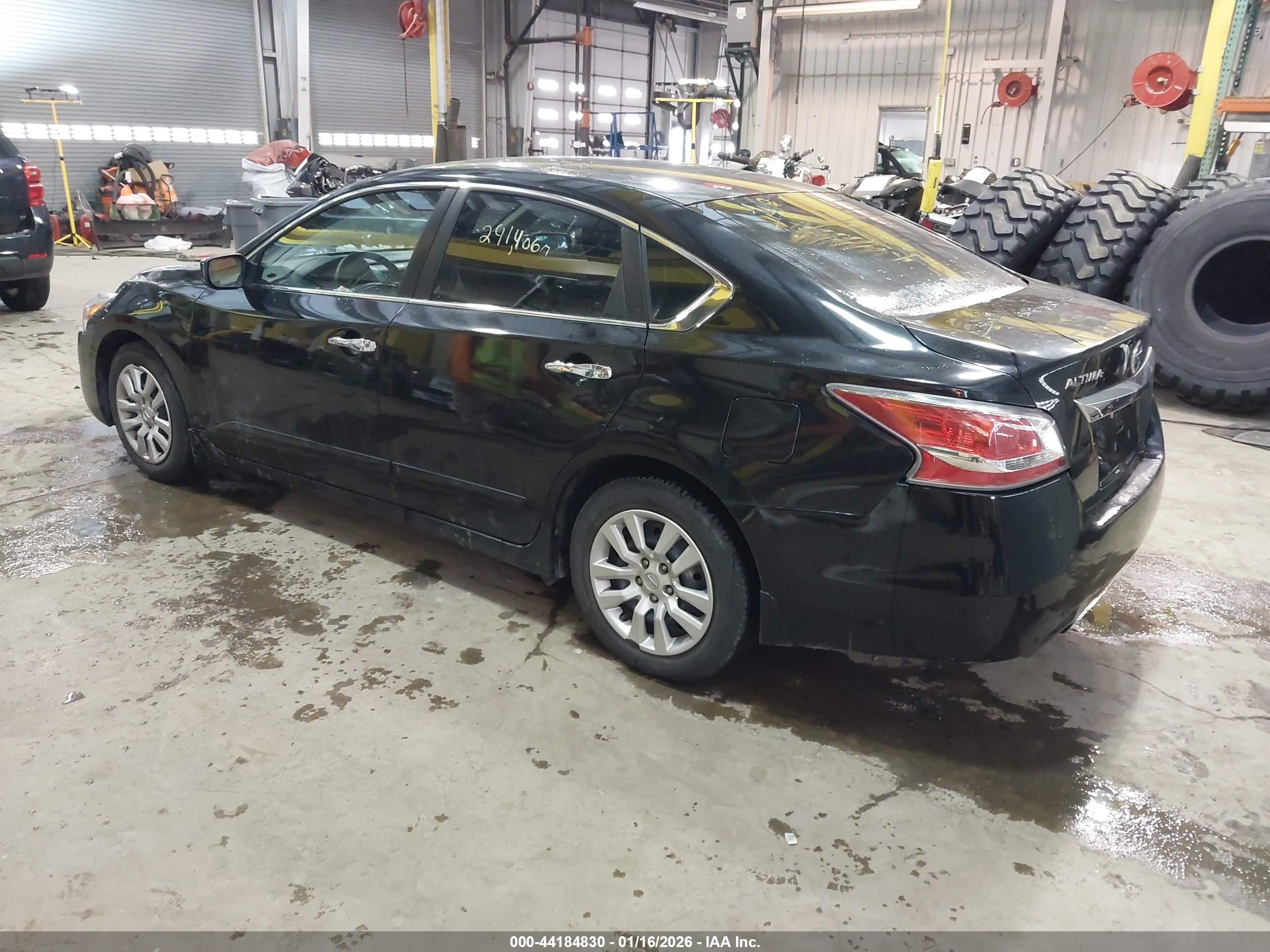 NISSAN ALTIMA image 3