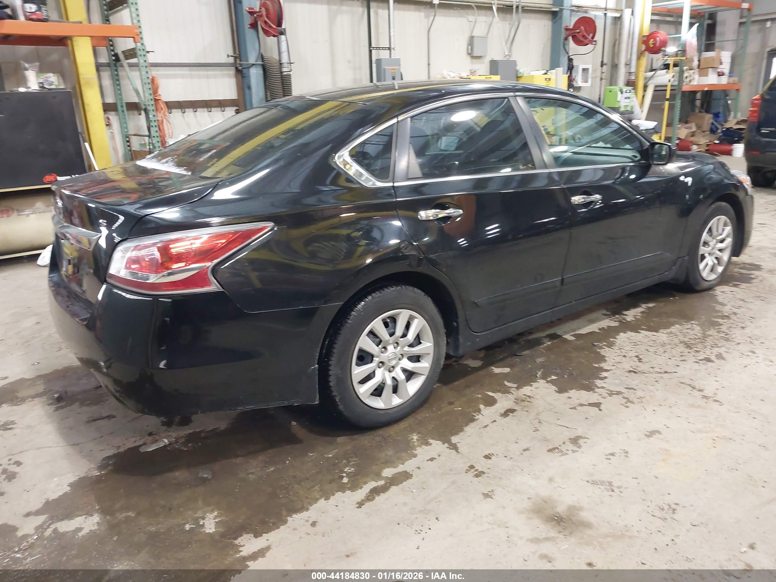 NISSAN ALTIMA image 4