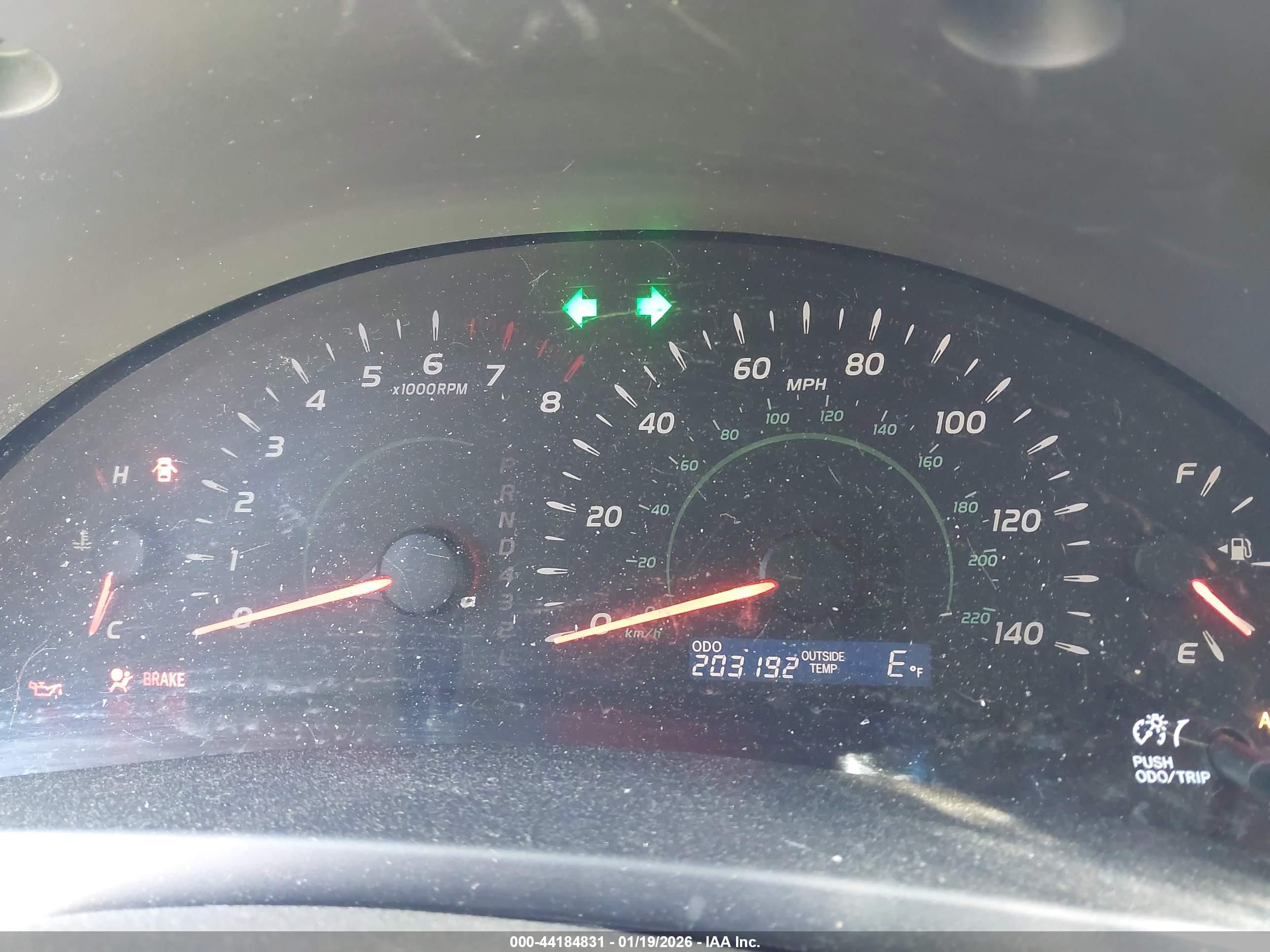 TOYOTA CAMRY image 7