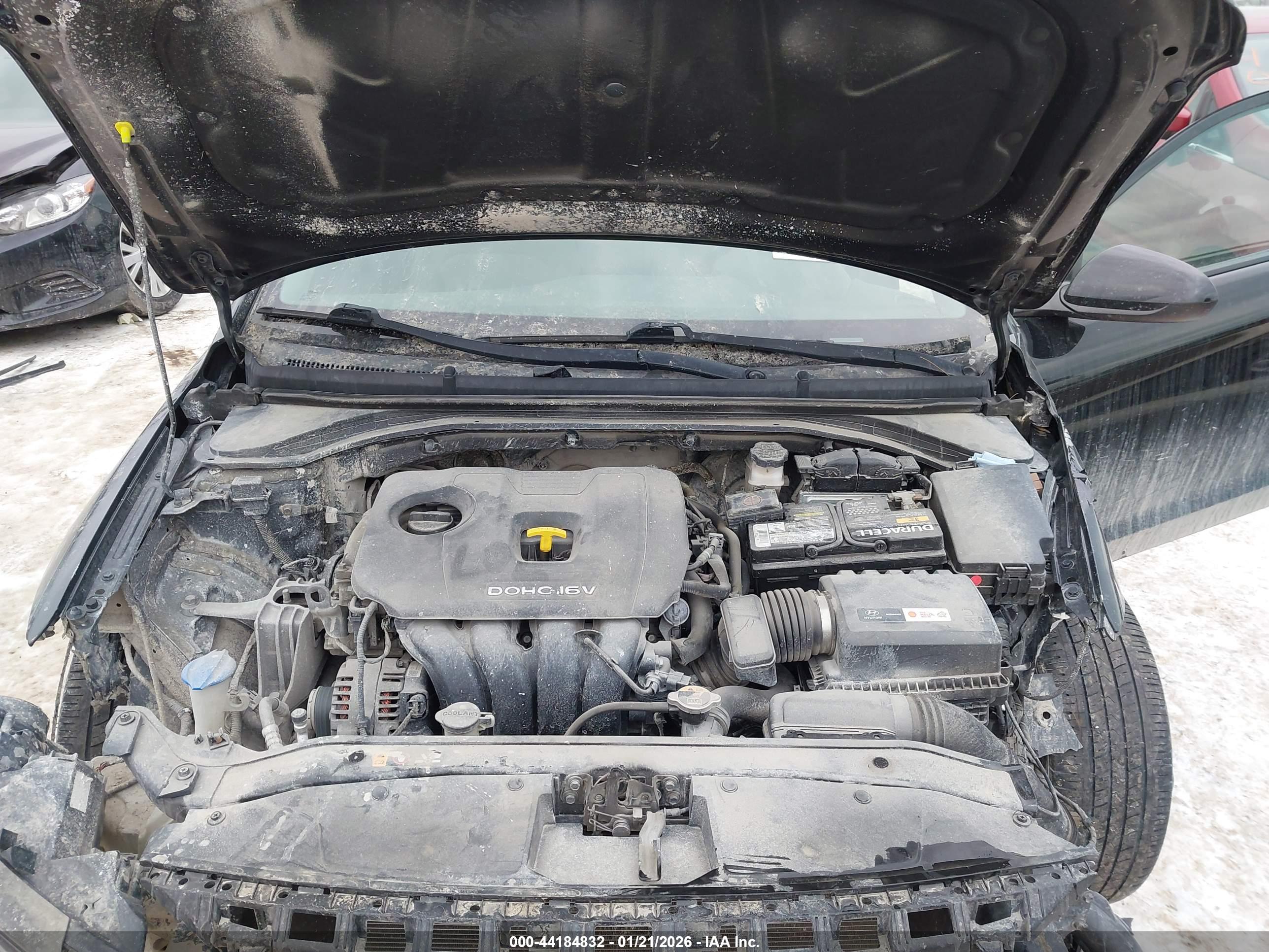HYUNDAI ELANTRA image 10