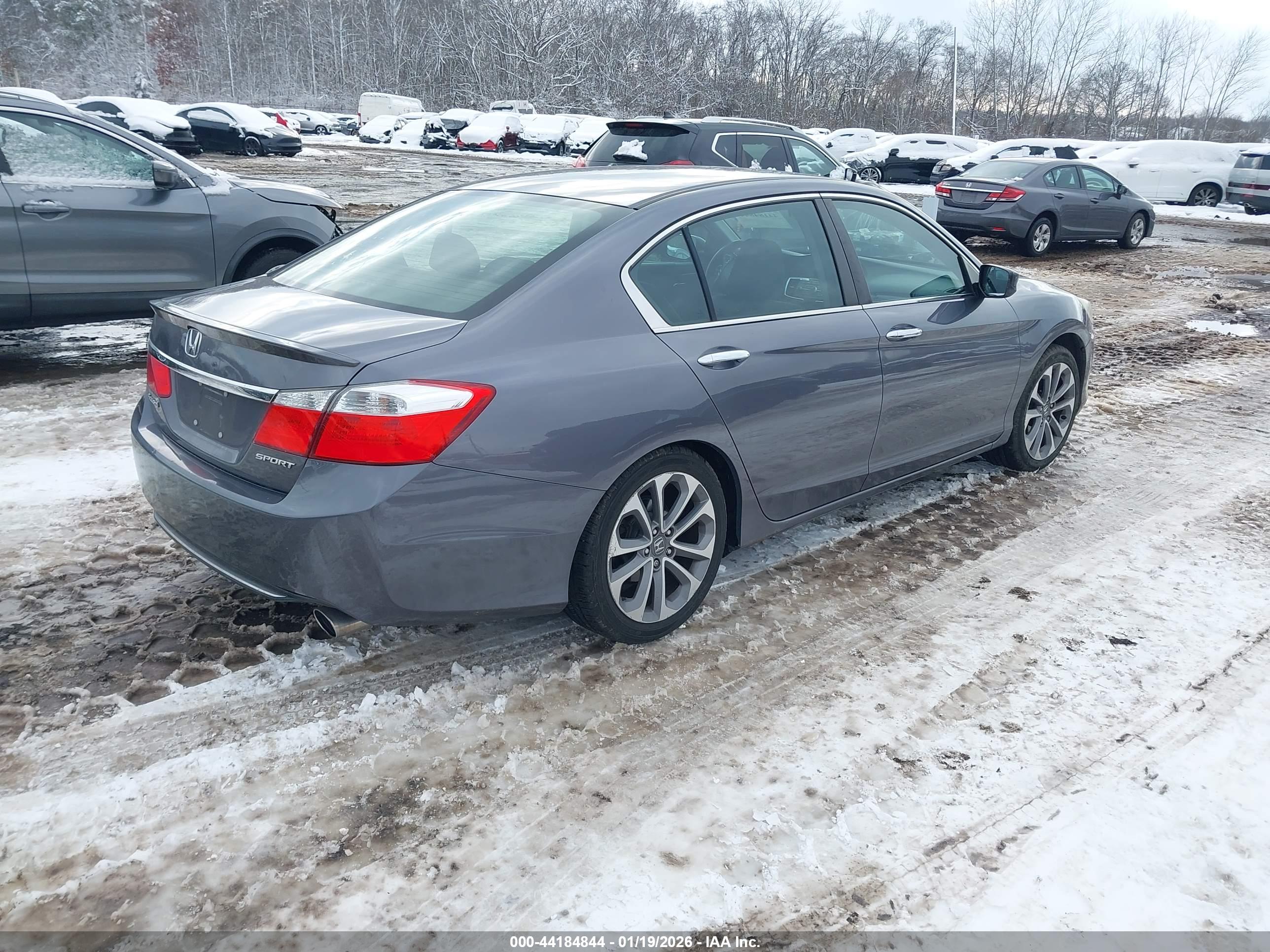 HONDA ACCORD image 4
