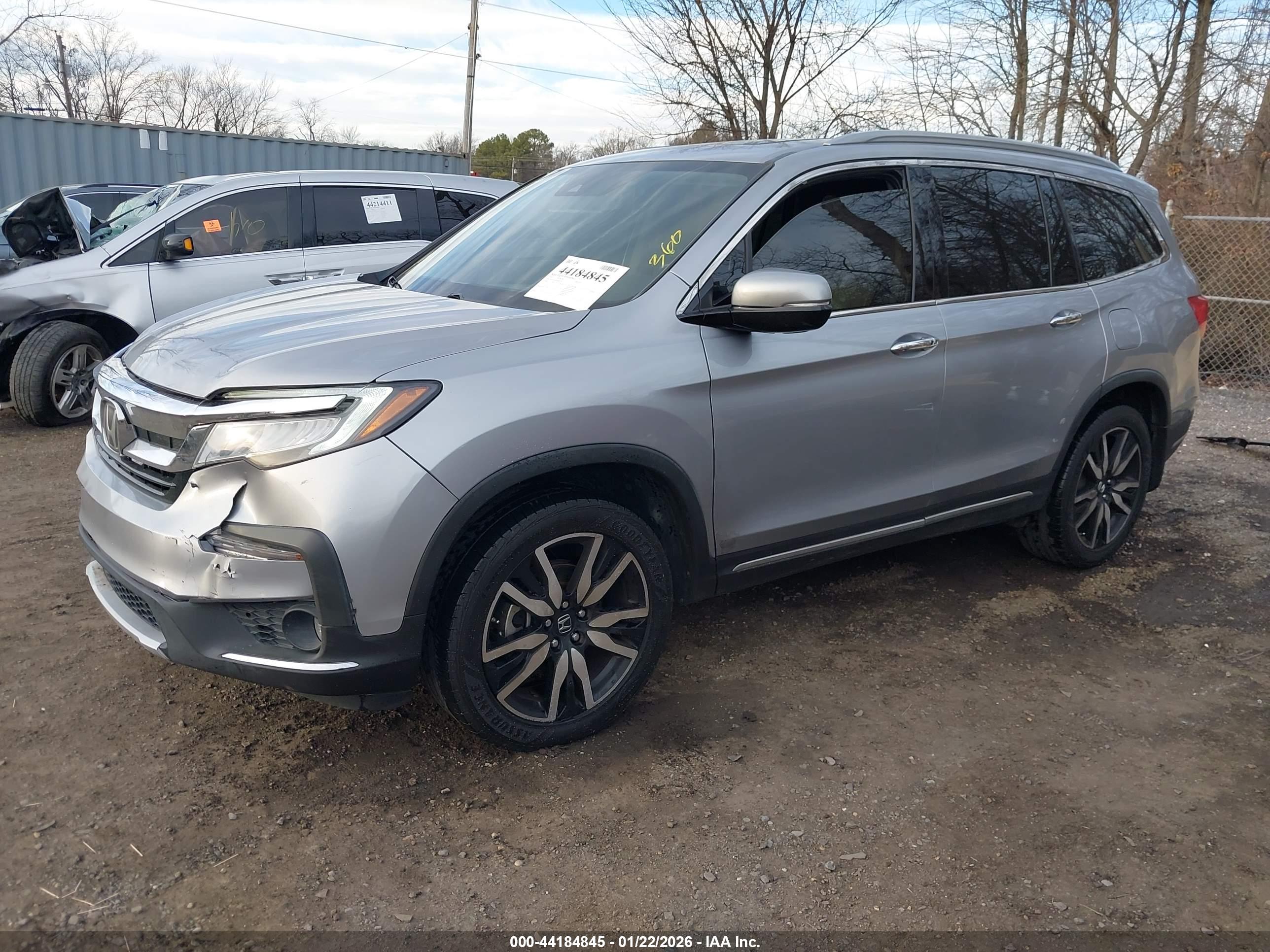 HONDA PILOT image 2