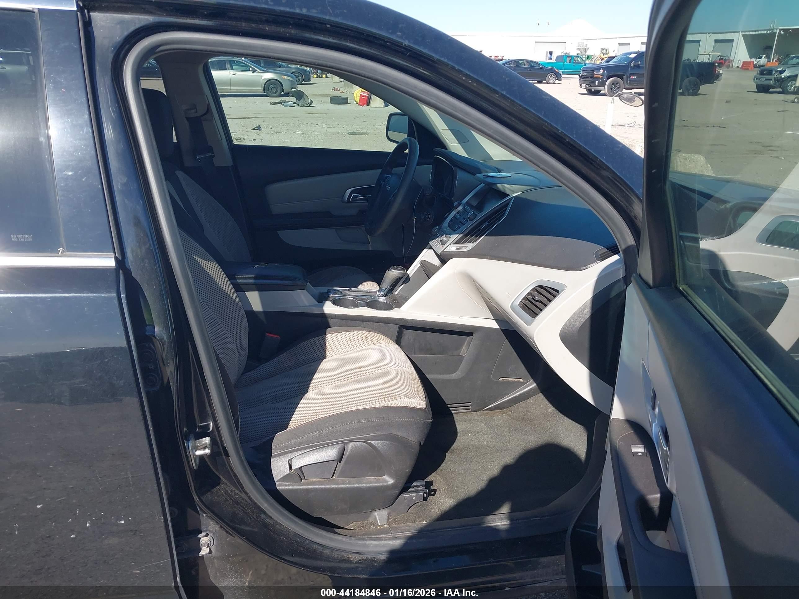 GMC TERRAIN image 5