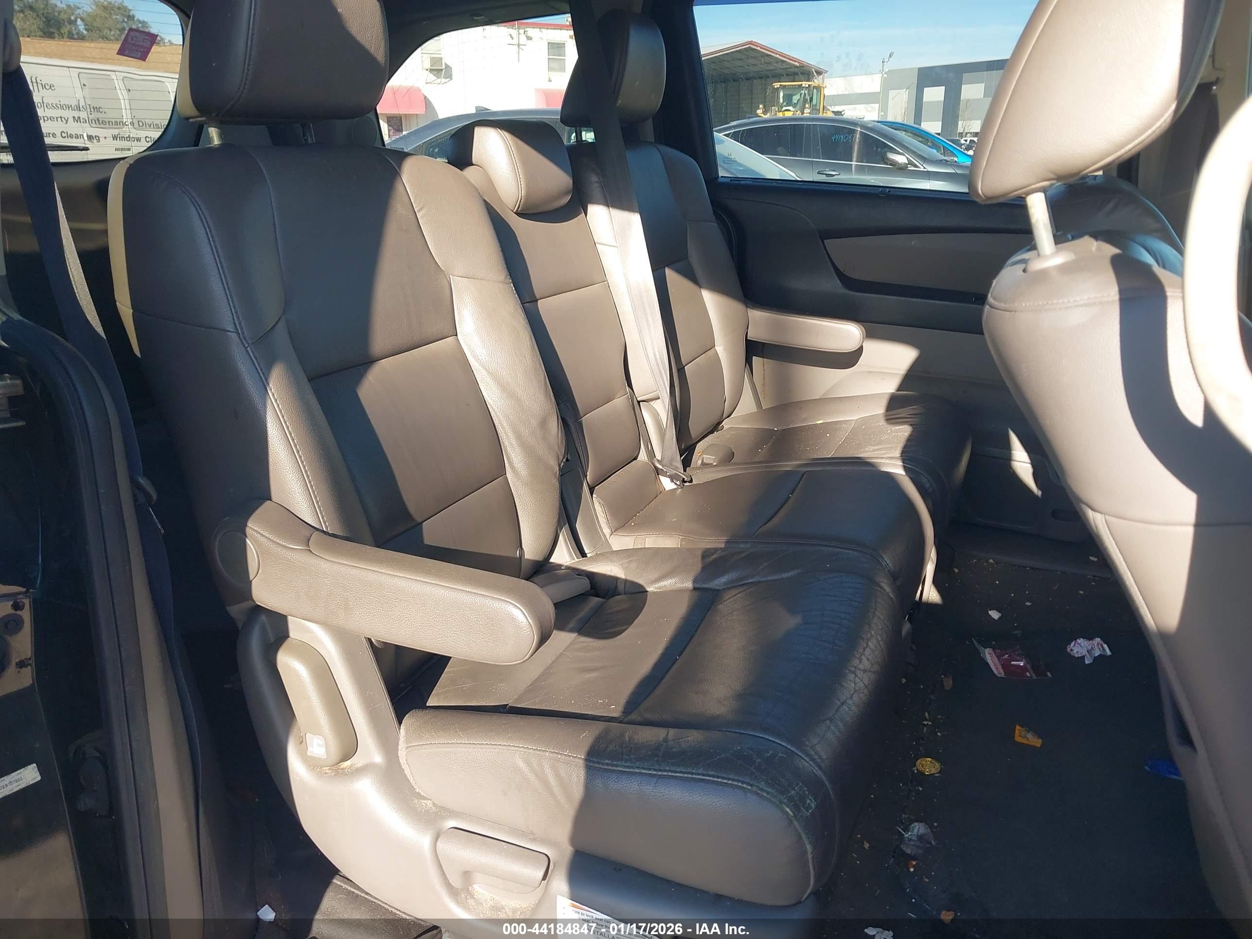 HONDA ODYSSEY image 8