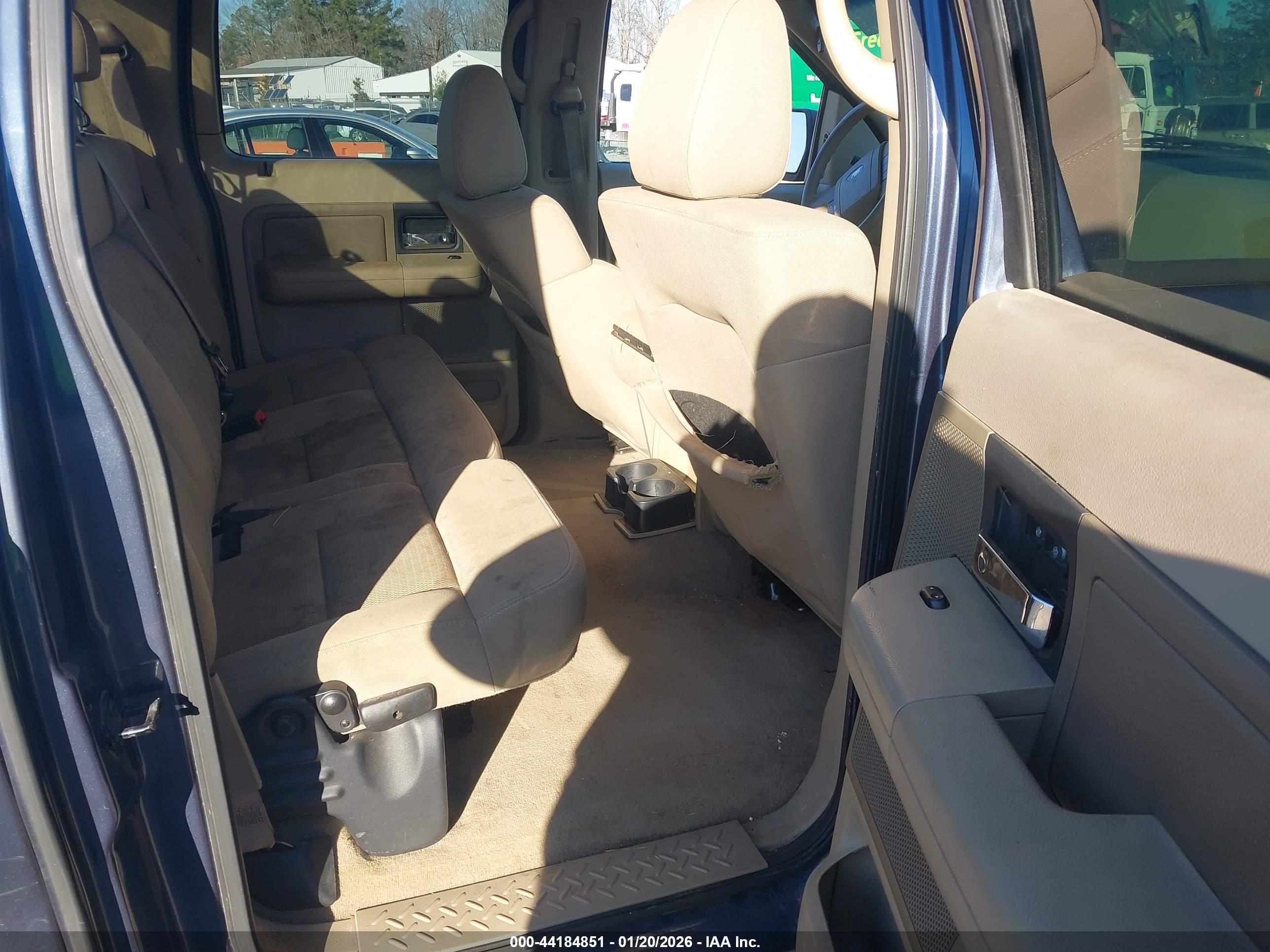 FORD F-150 image 8