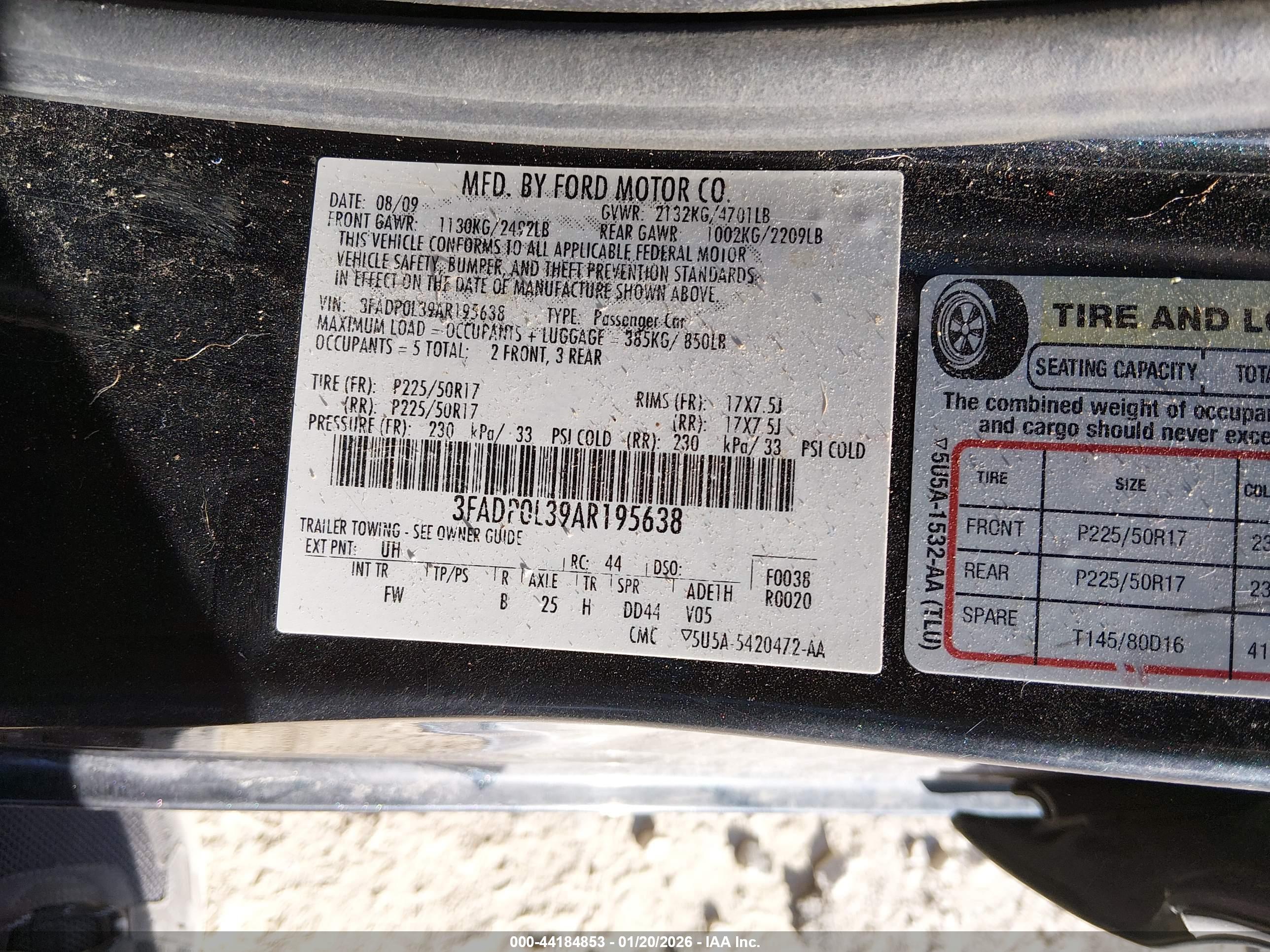 FORD FUSION image 9