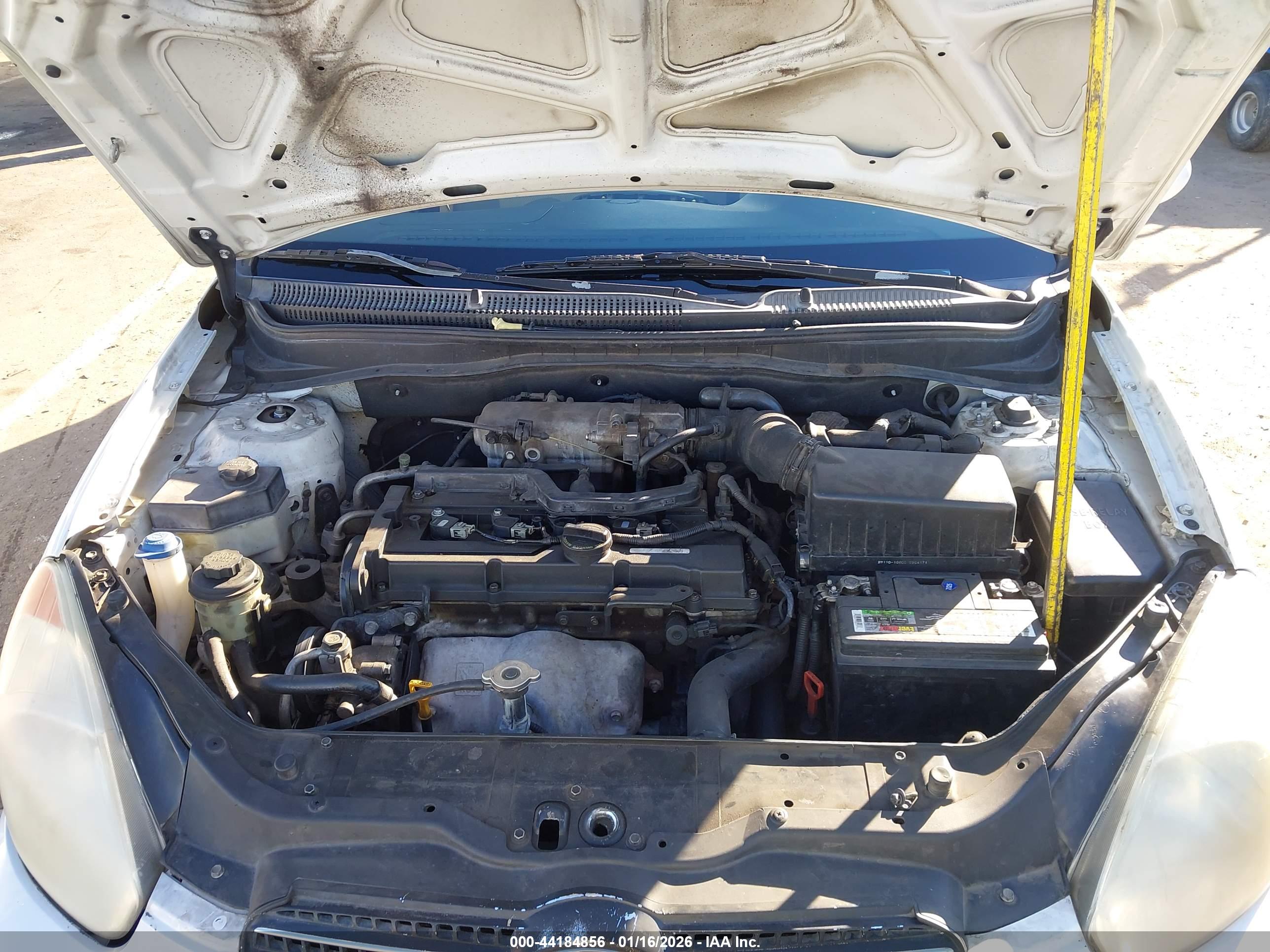 HYUNDAI ACCENT image 10